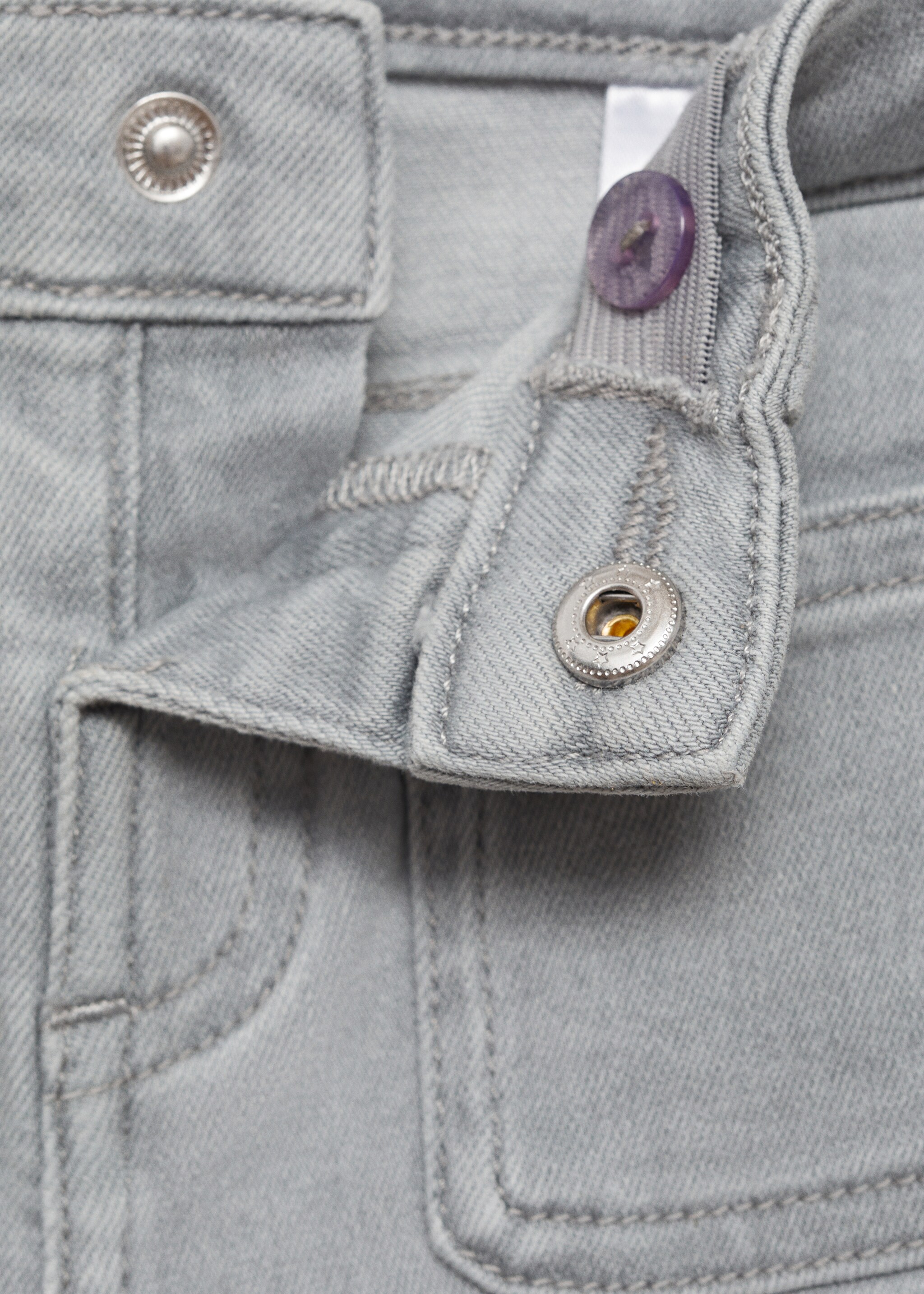 Flared jeans - Details of the article 8