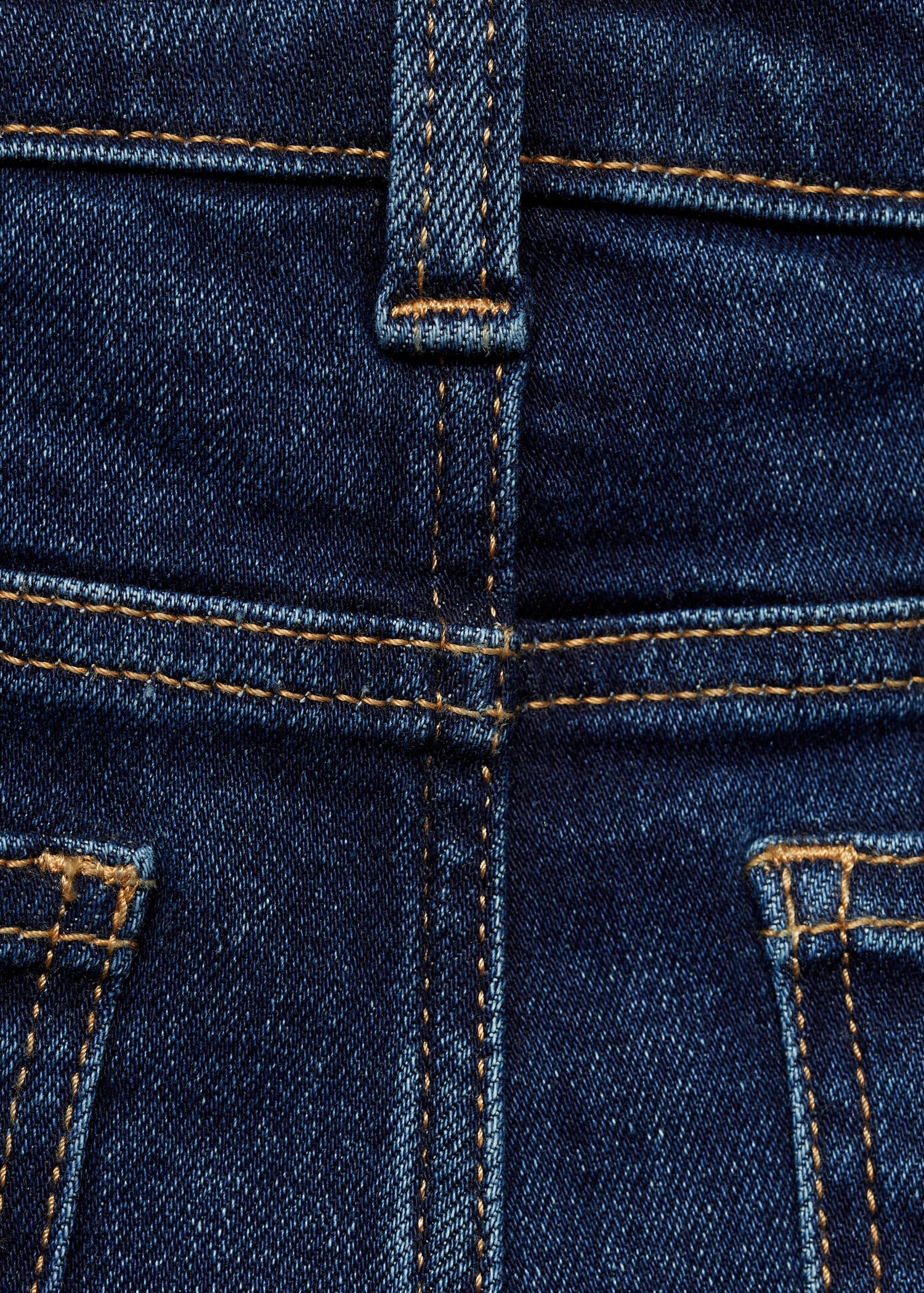 Flared finished jeans - Details of the article 0