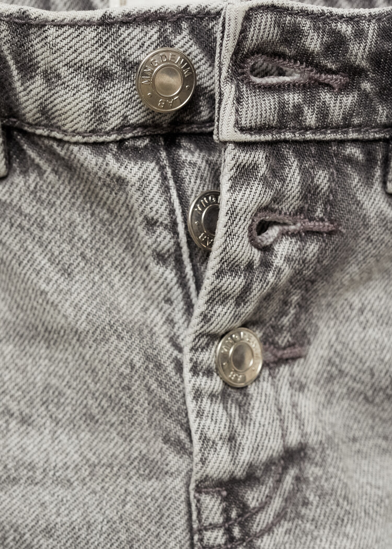 Mom-fit jeans - Details of the article 0