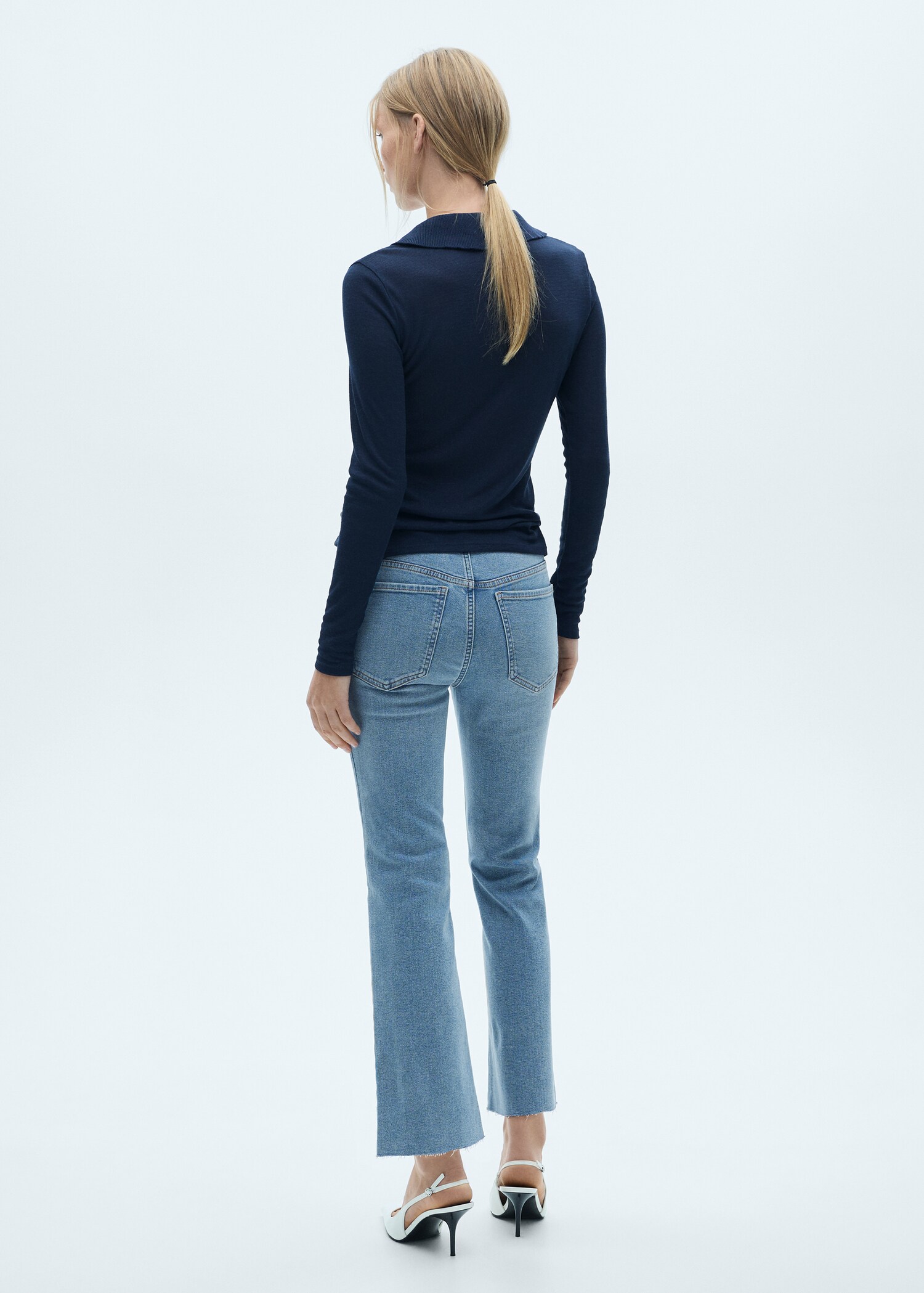 Sienna flared cropped jeans - Reverse of the article