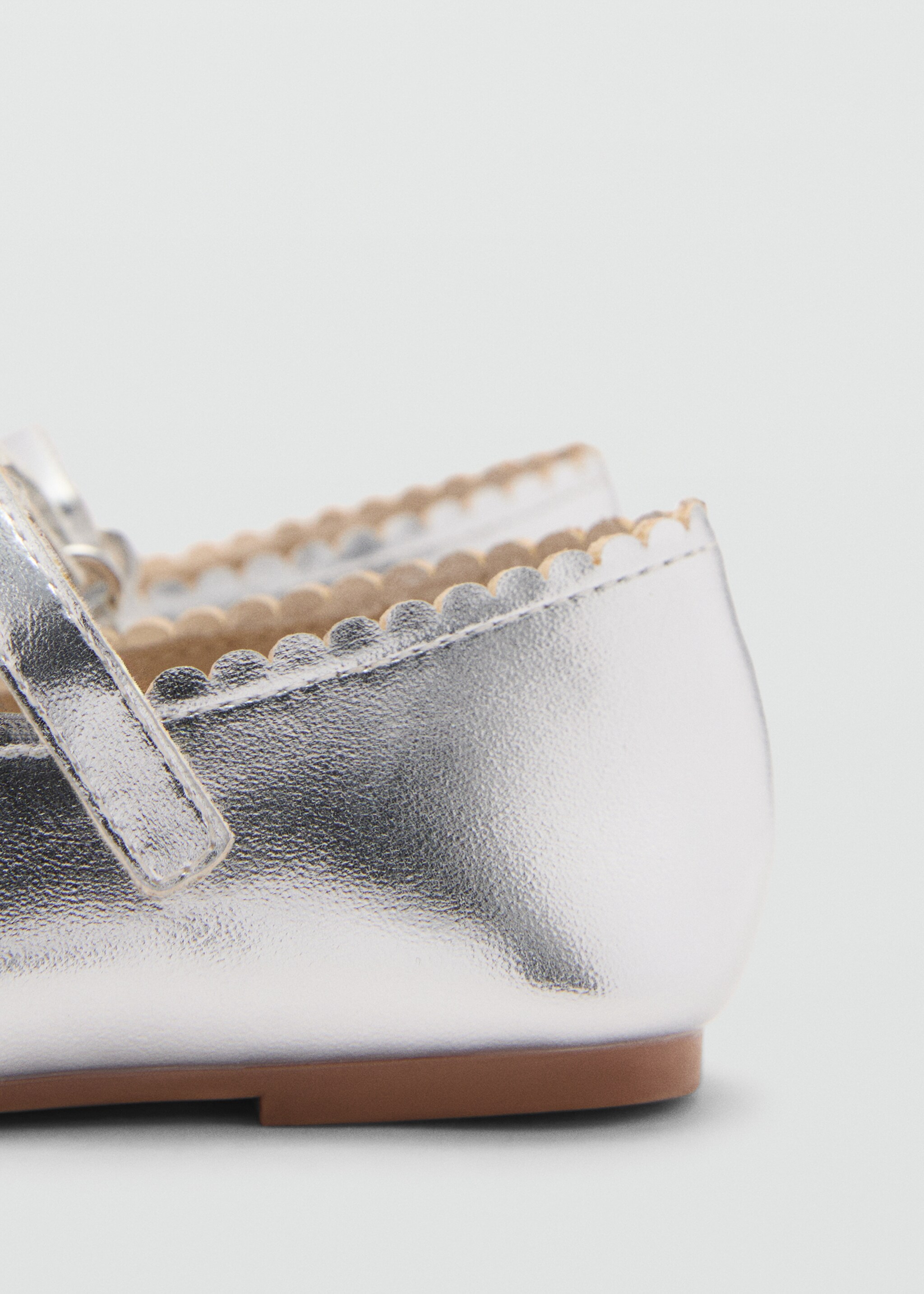 أحذية باليه بتفاصيل معدنية - تفاصيل المنتج 1