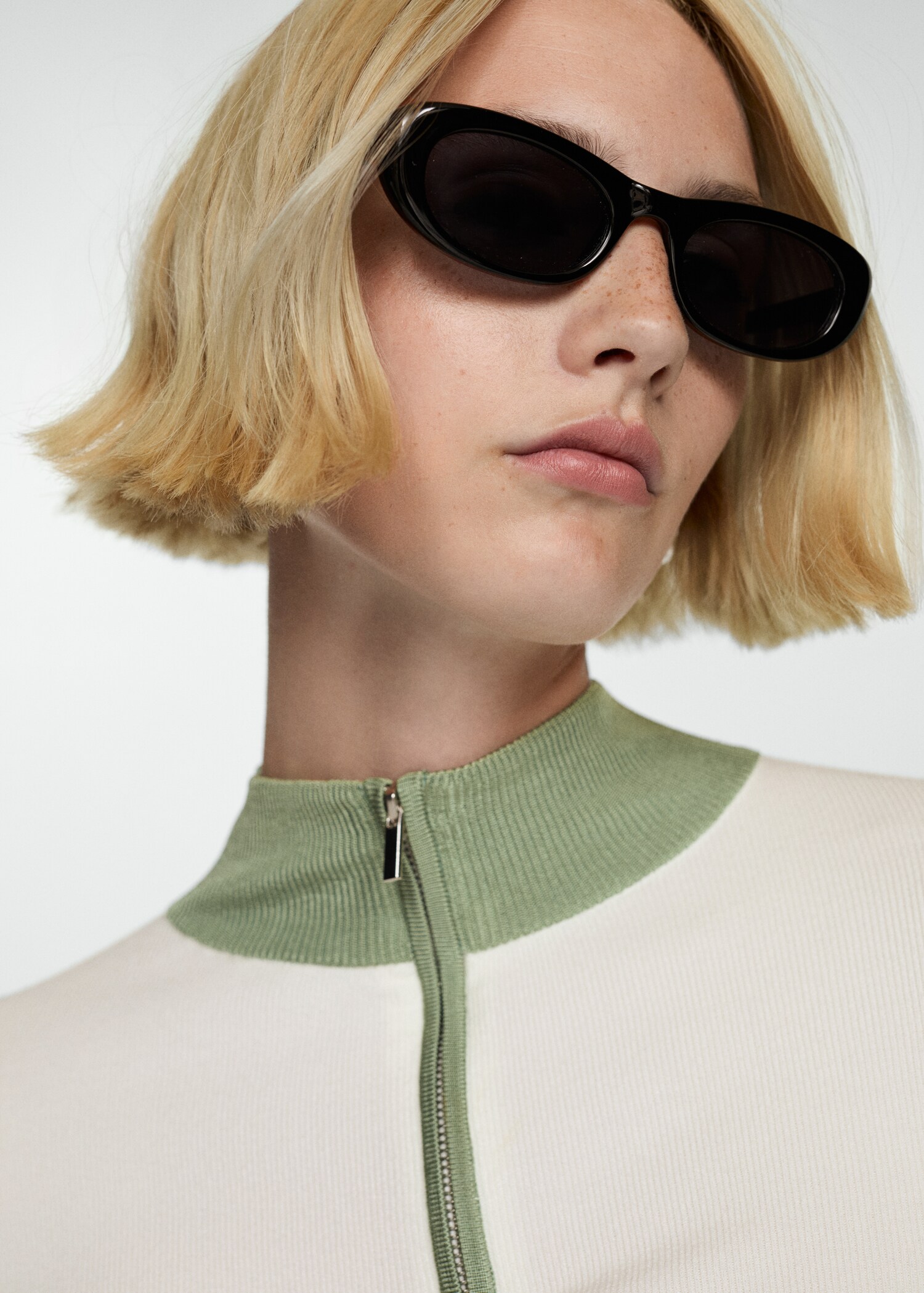 Zip neck jumper - Details of the article 1