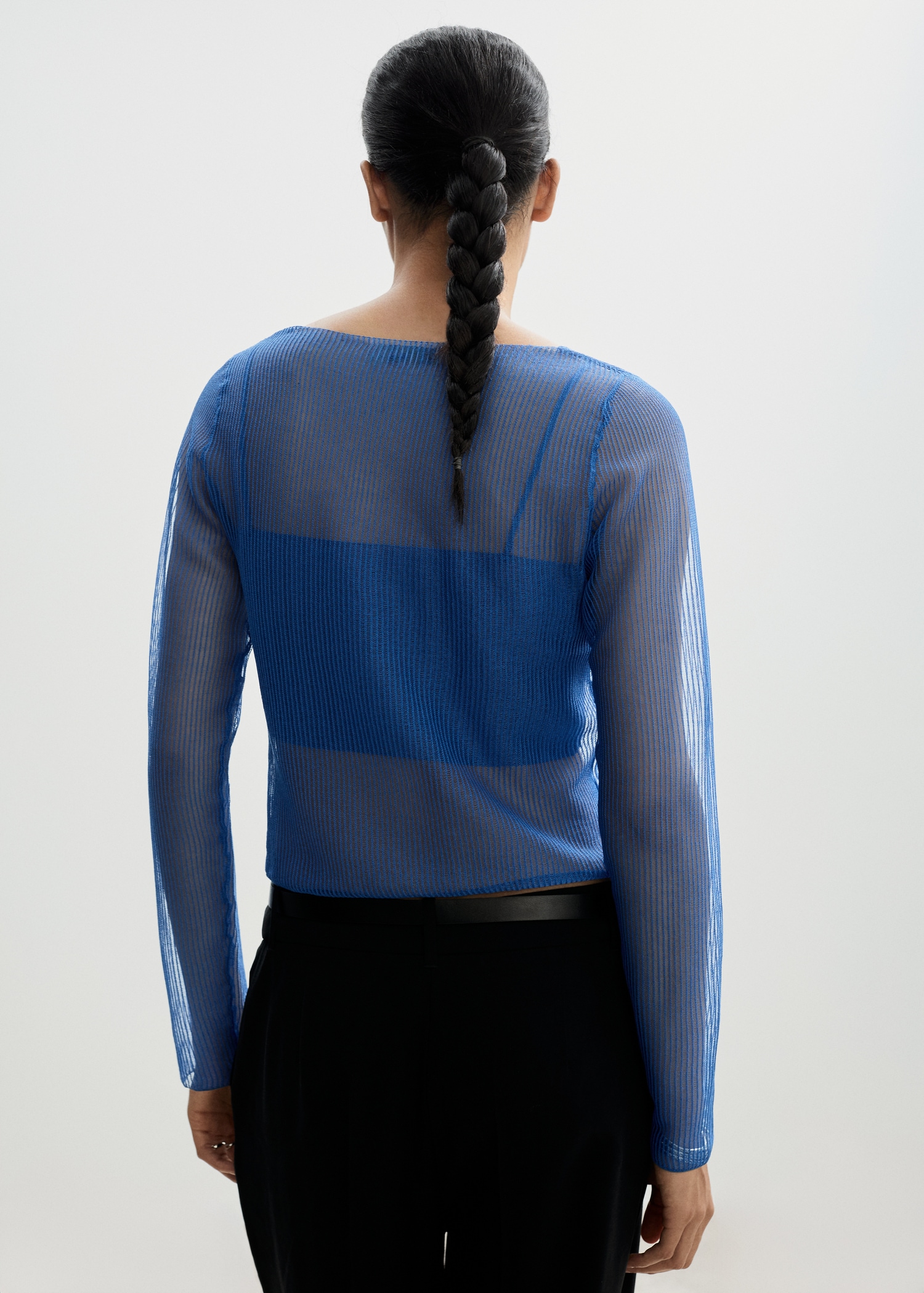 Semi-transparent sweater combined top - Reverse of the article