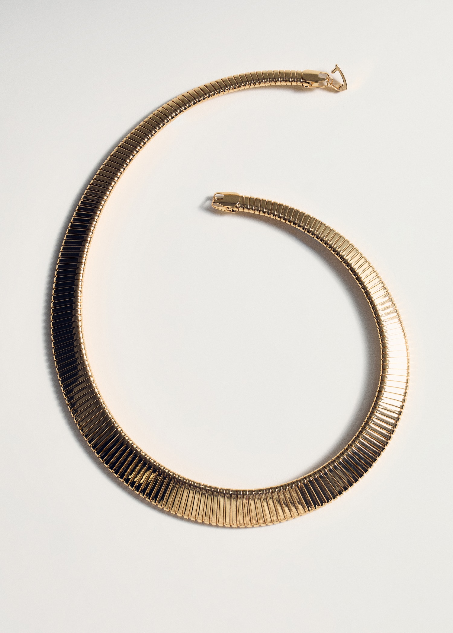 Rigid necklace - Details of the article 5