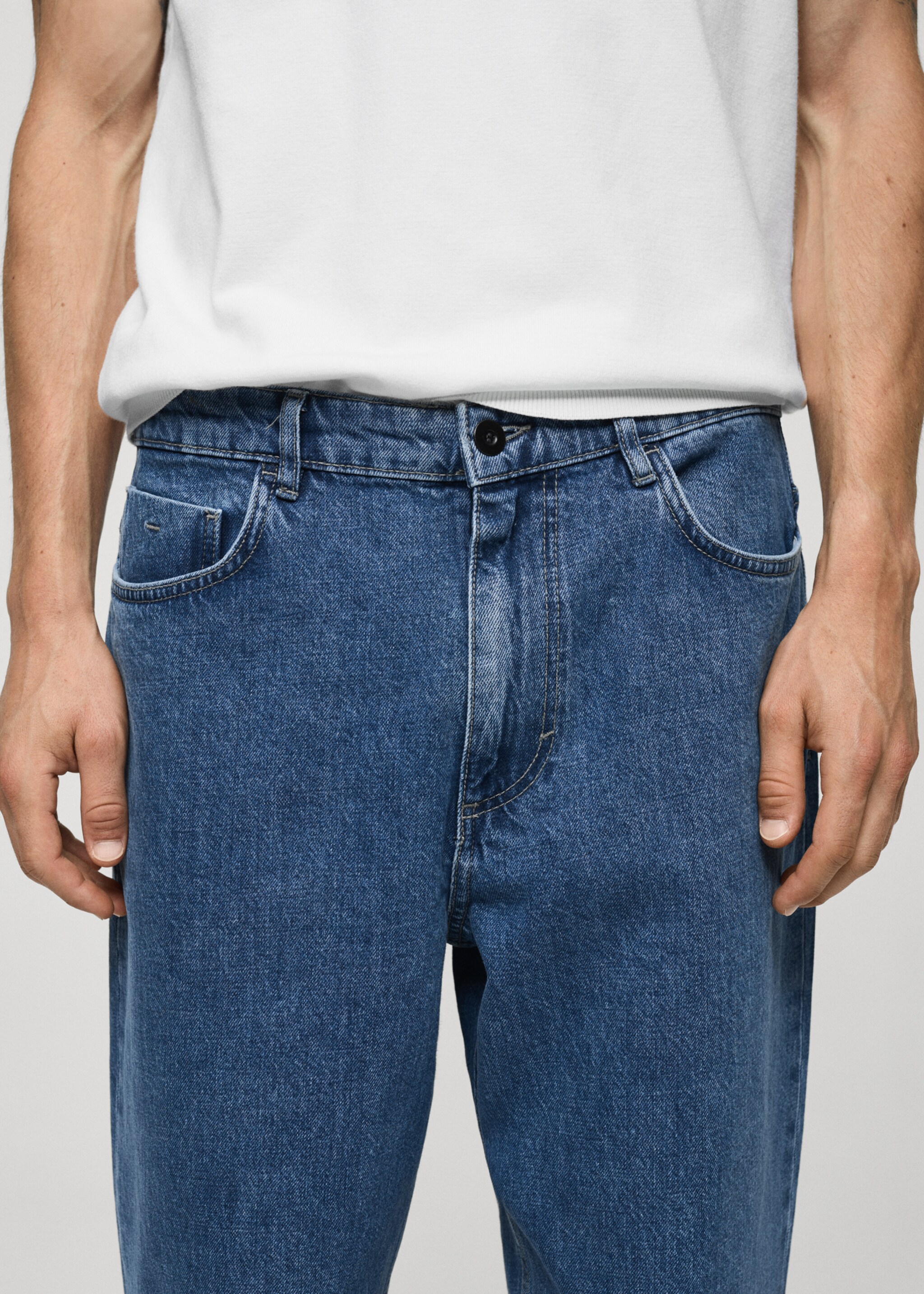 Relaxed-fit cropped jeans - Details of the article 1