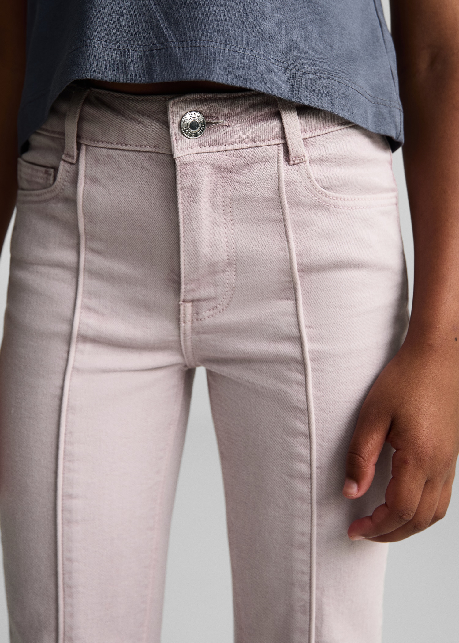 Jean flare à coutures décoratives - Détail de l'article 1