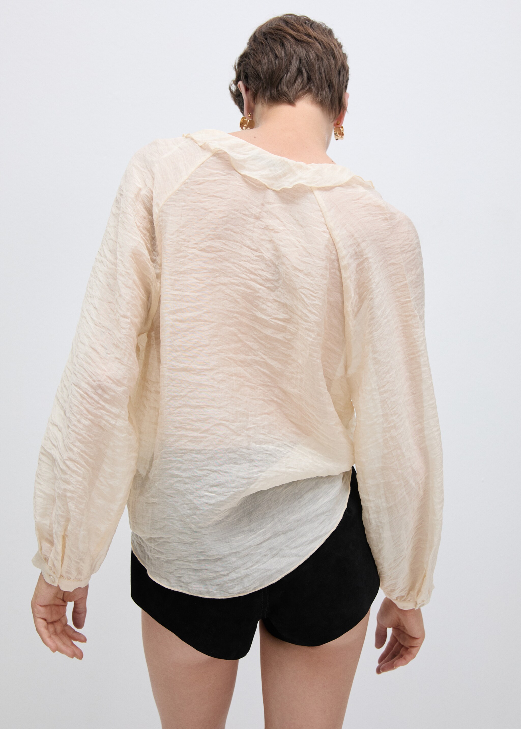 Lyocell blouse with bow - Обратная сторона изделия