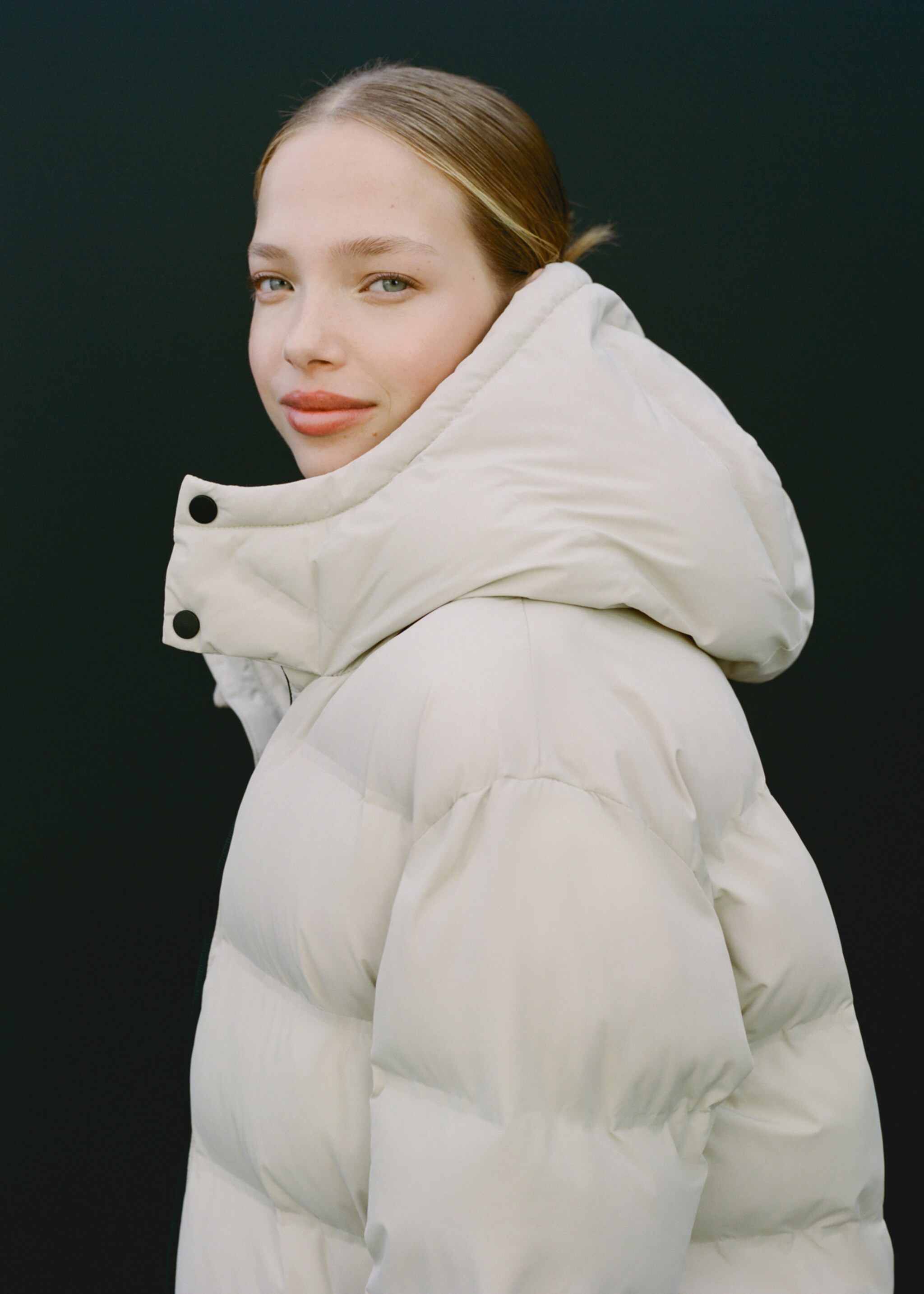 Quilted long coat - Details of the article 5