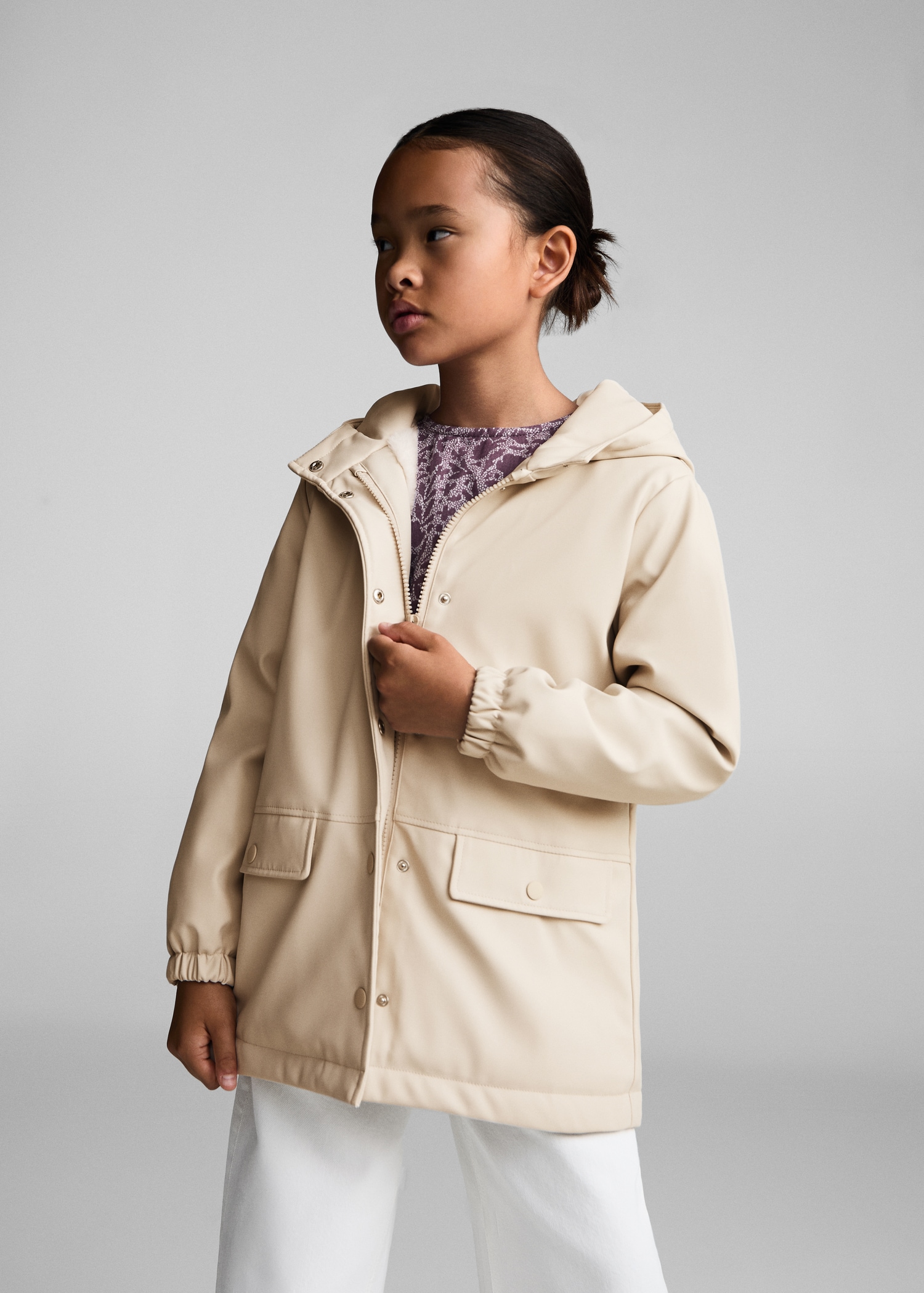 Hooded water-repellent coat - Medium plane