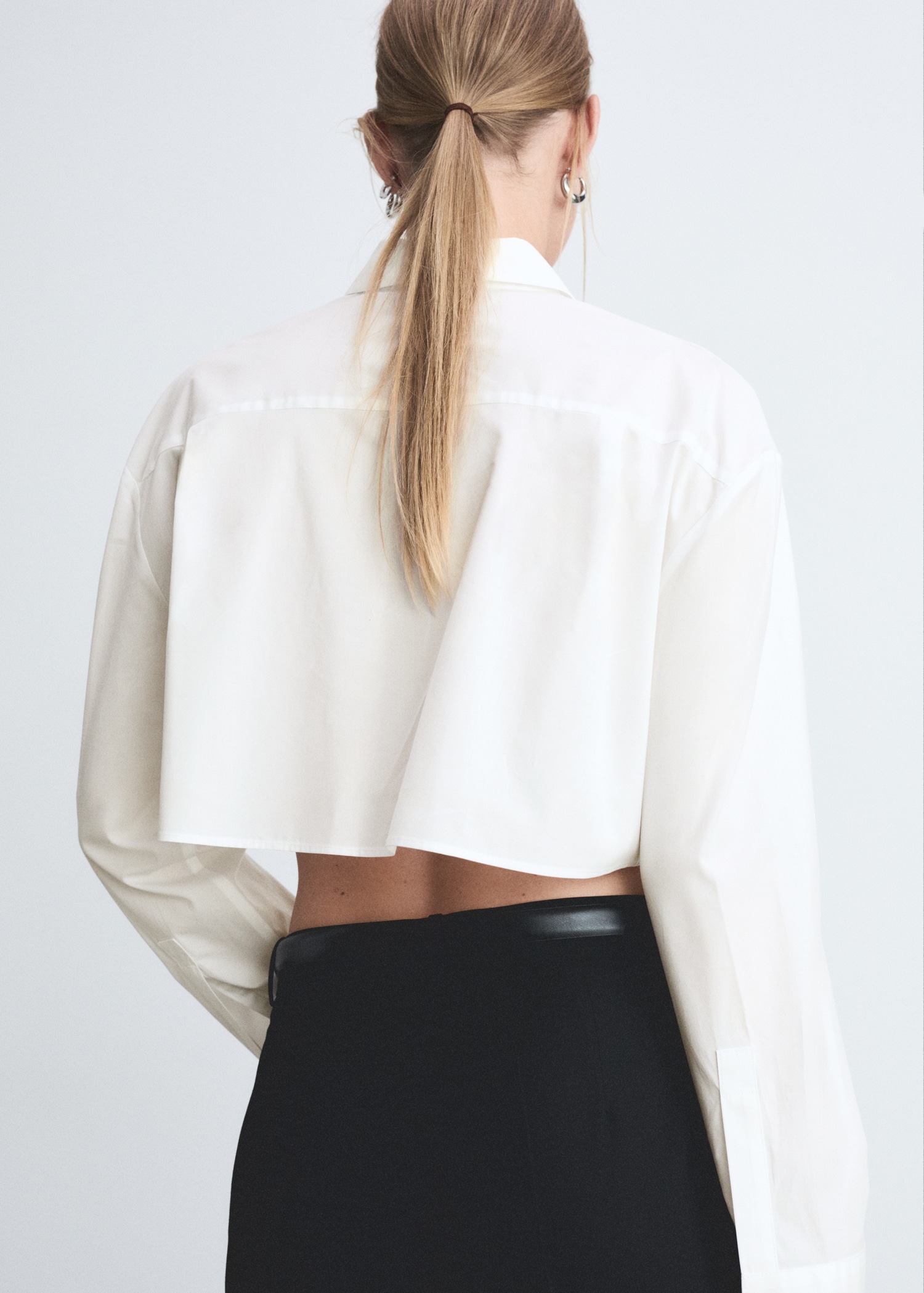Cropped cotton shirt - Reverse of the article