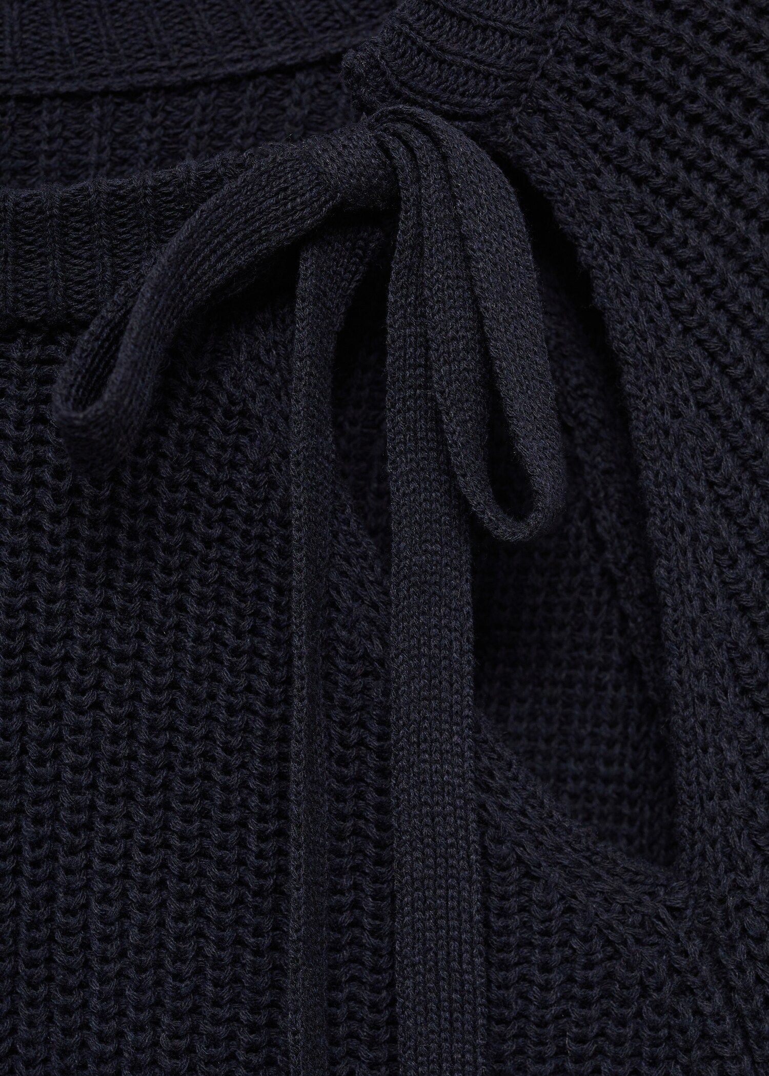 Cut-out knitted sweater - Details of the article 8