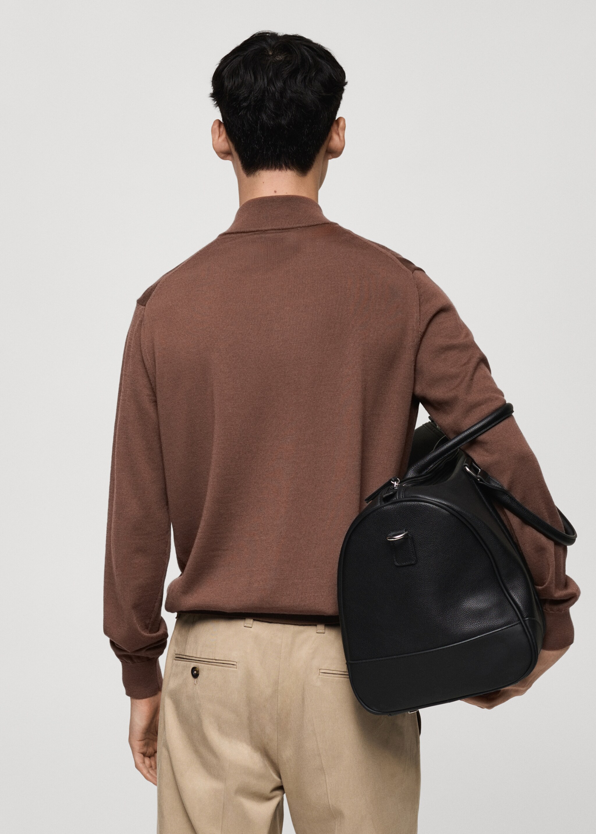 100% merino wool sweater with zip-neck - Reverse of the article
