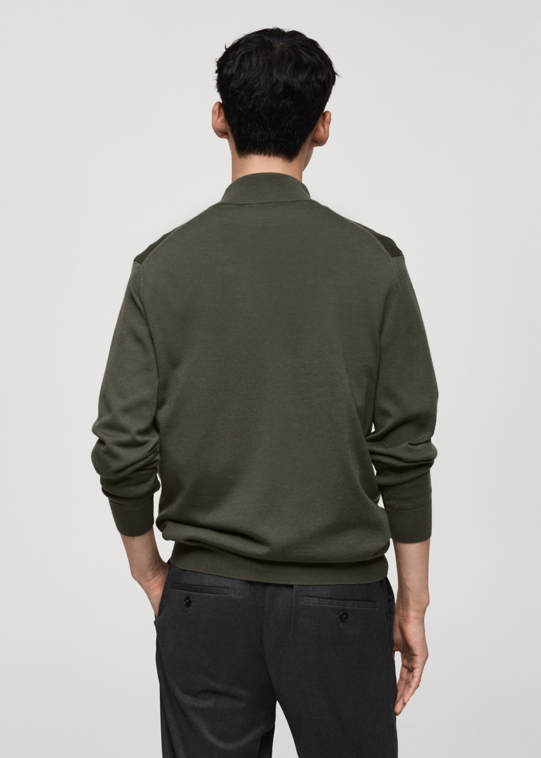 100% merino wool sweater with zip-neck - Reverse of the article