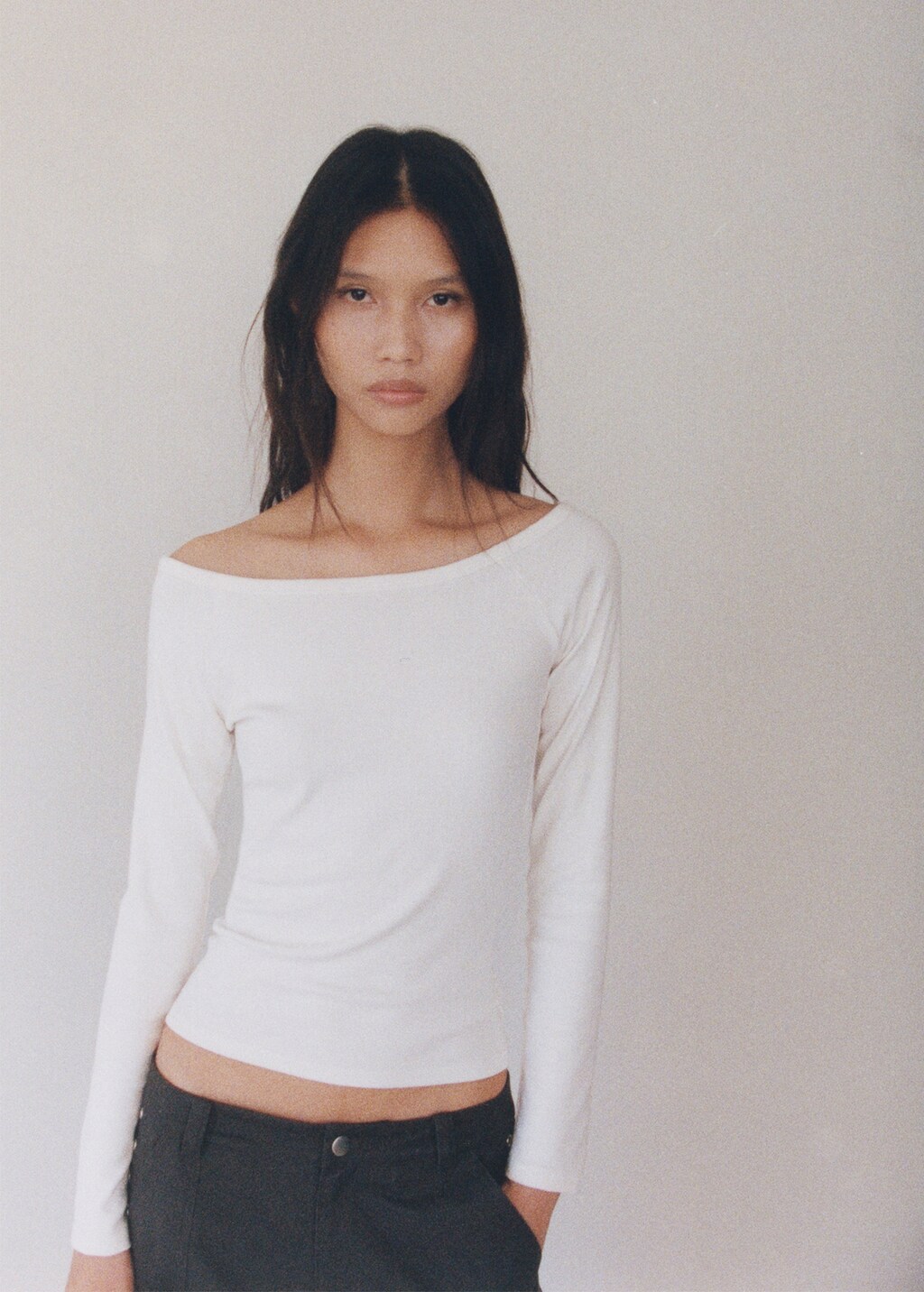 エンライトメント ENLIGHTENMENT COTTON BOAT NECK T （ホワイト） Cotton boat neck t-shirt - Women | MANGO Japan