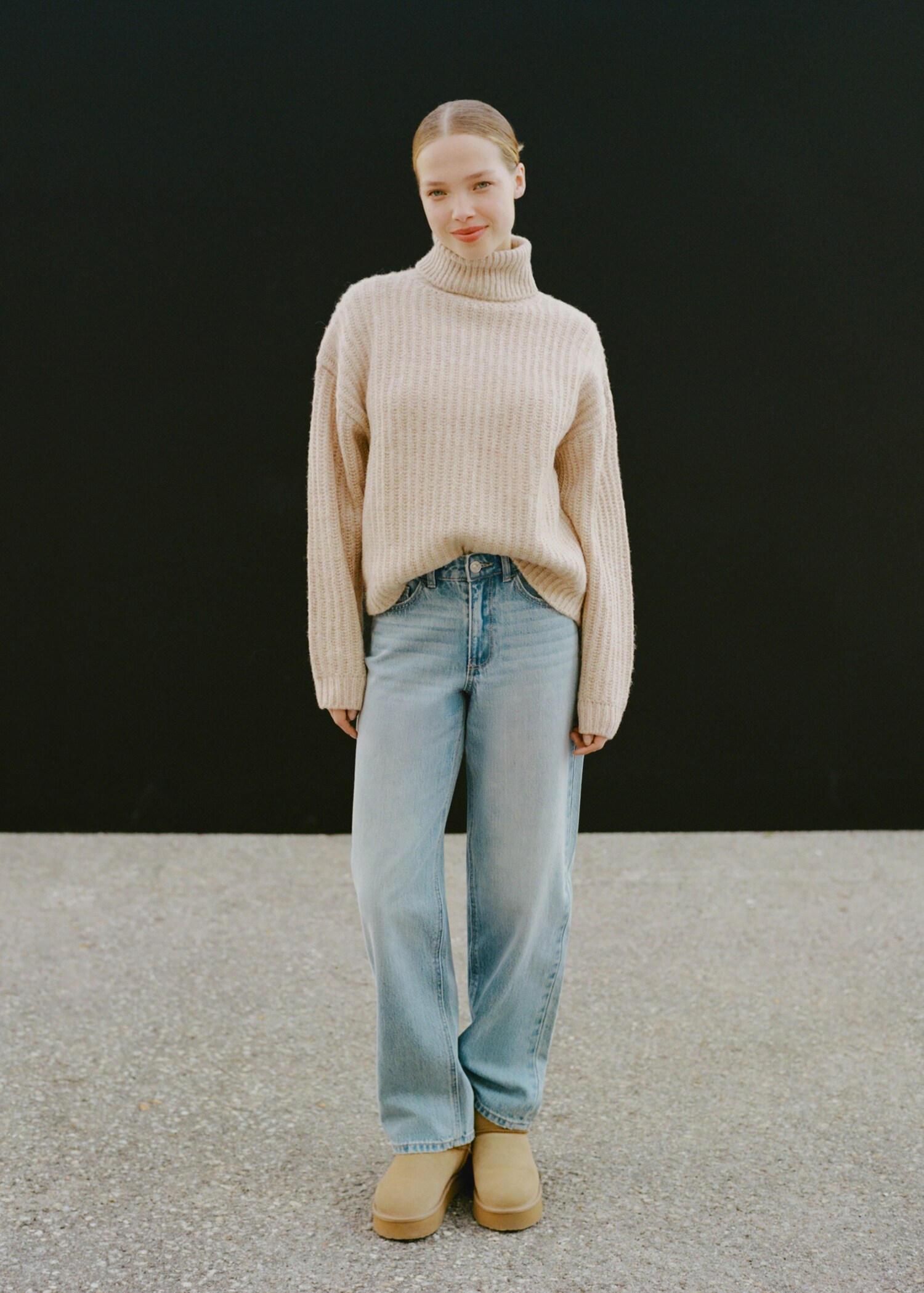 Turtleneck knit sweater - Details of the article 5