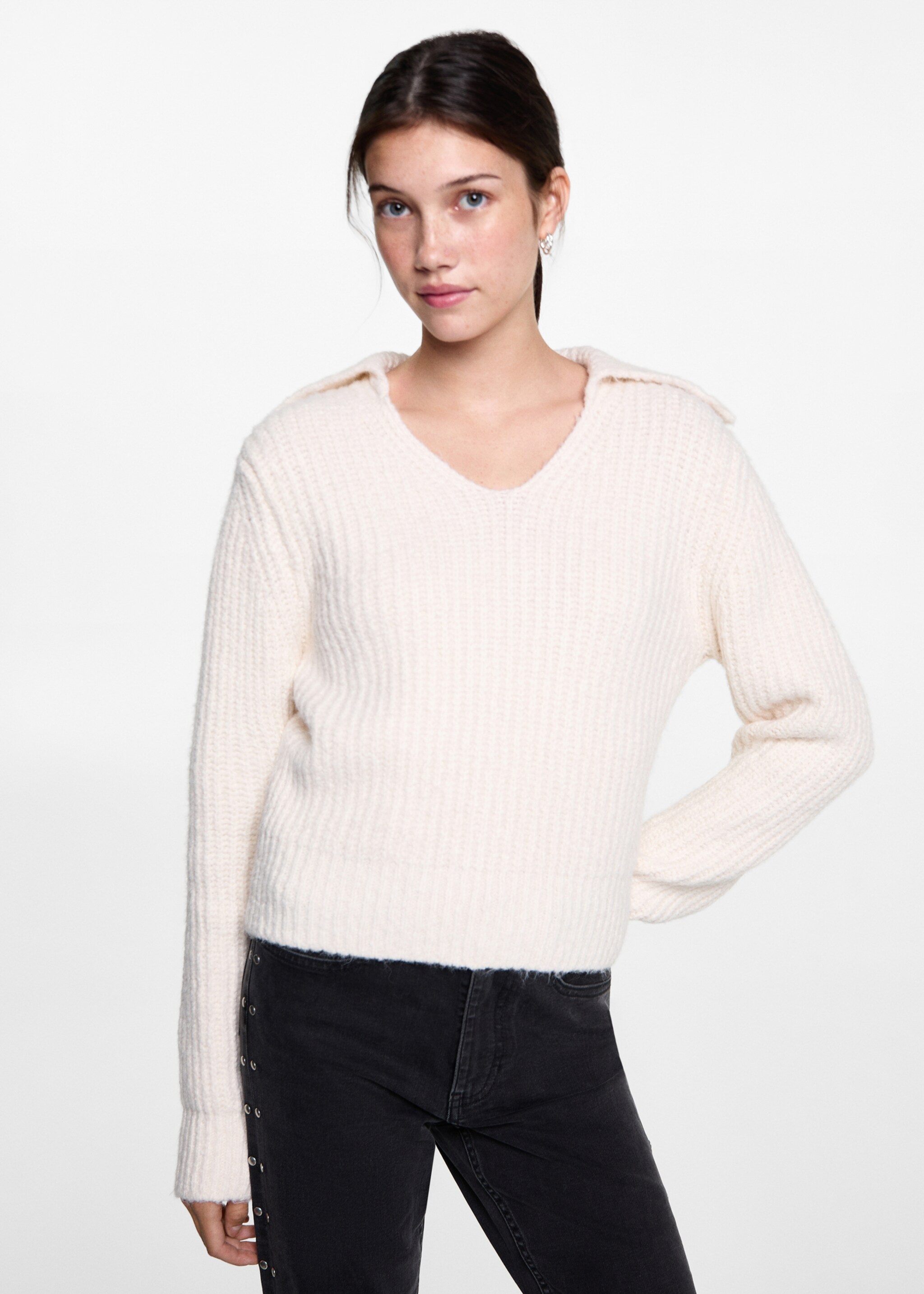 Jersey punto cuello pico - Plano medio