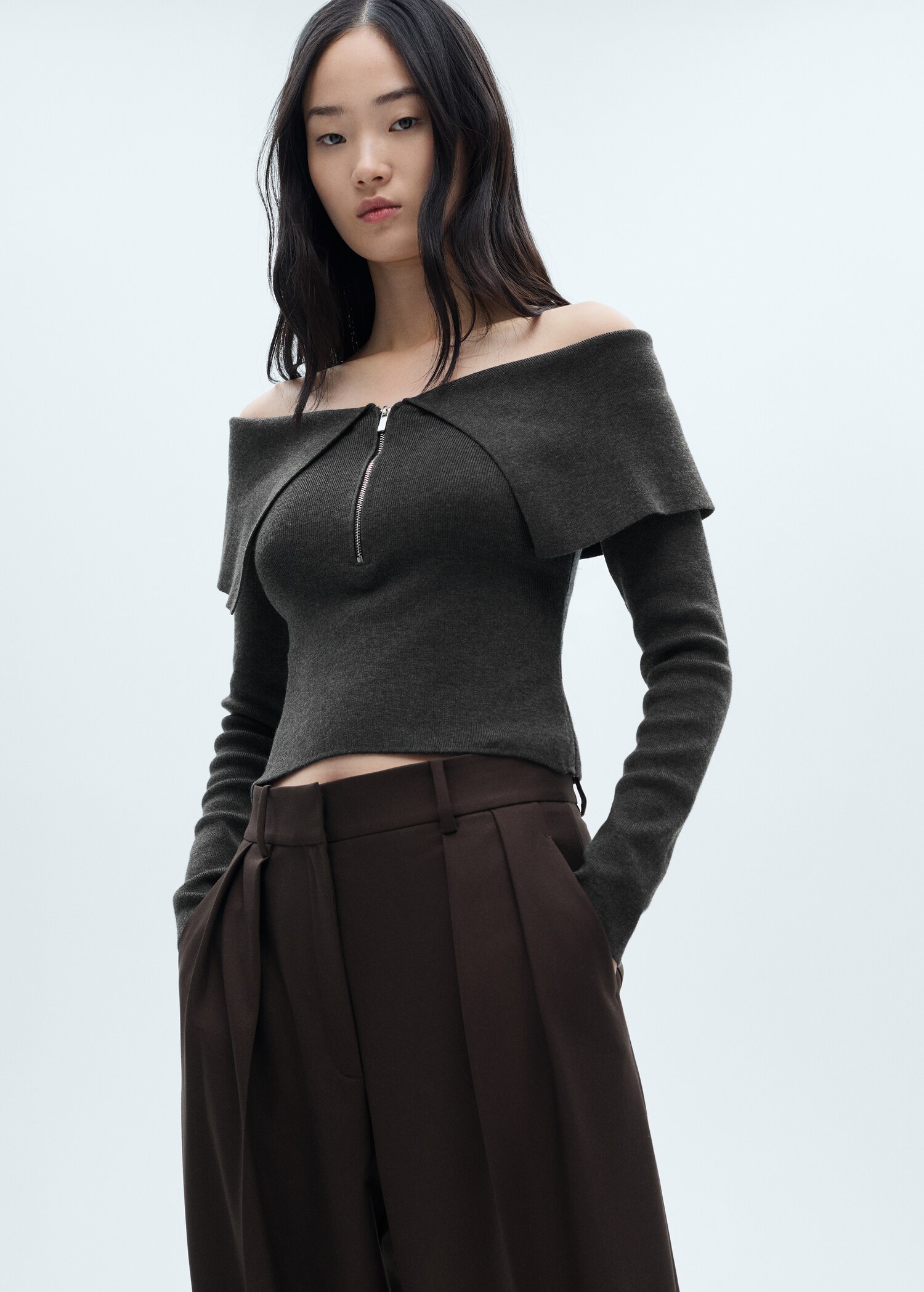 Open-shoulder sweater with zip - Medium plane