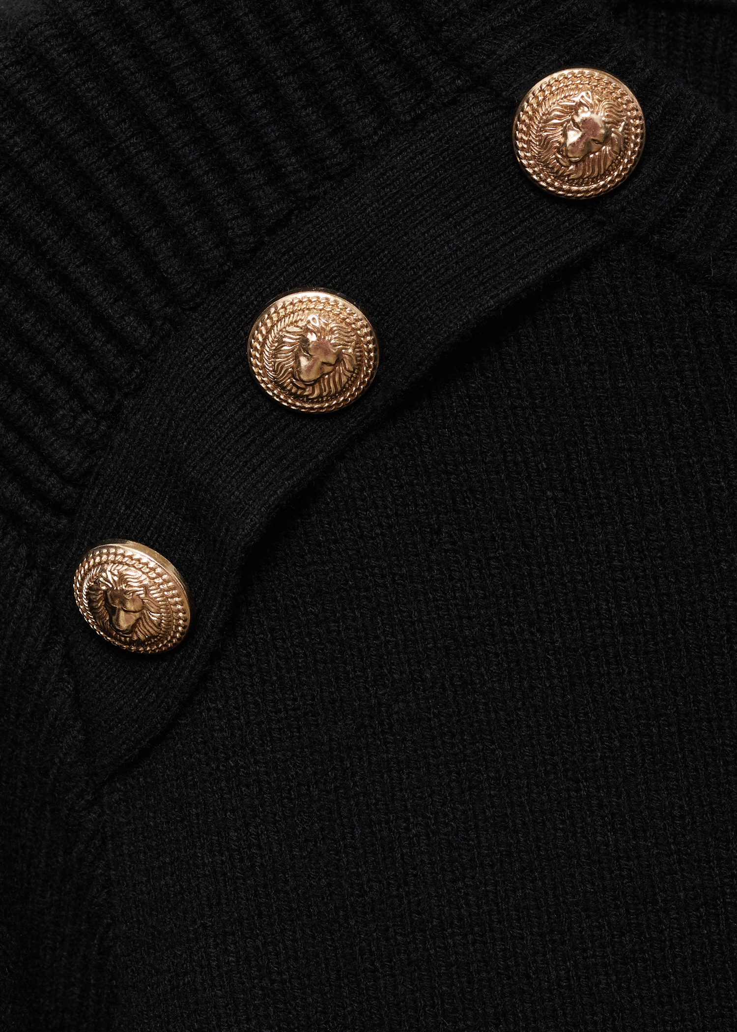 Sweater with jewel buttons - Details of the article 8