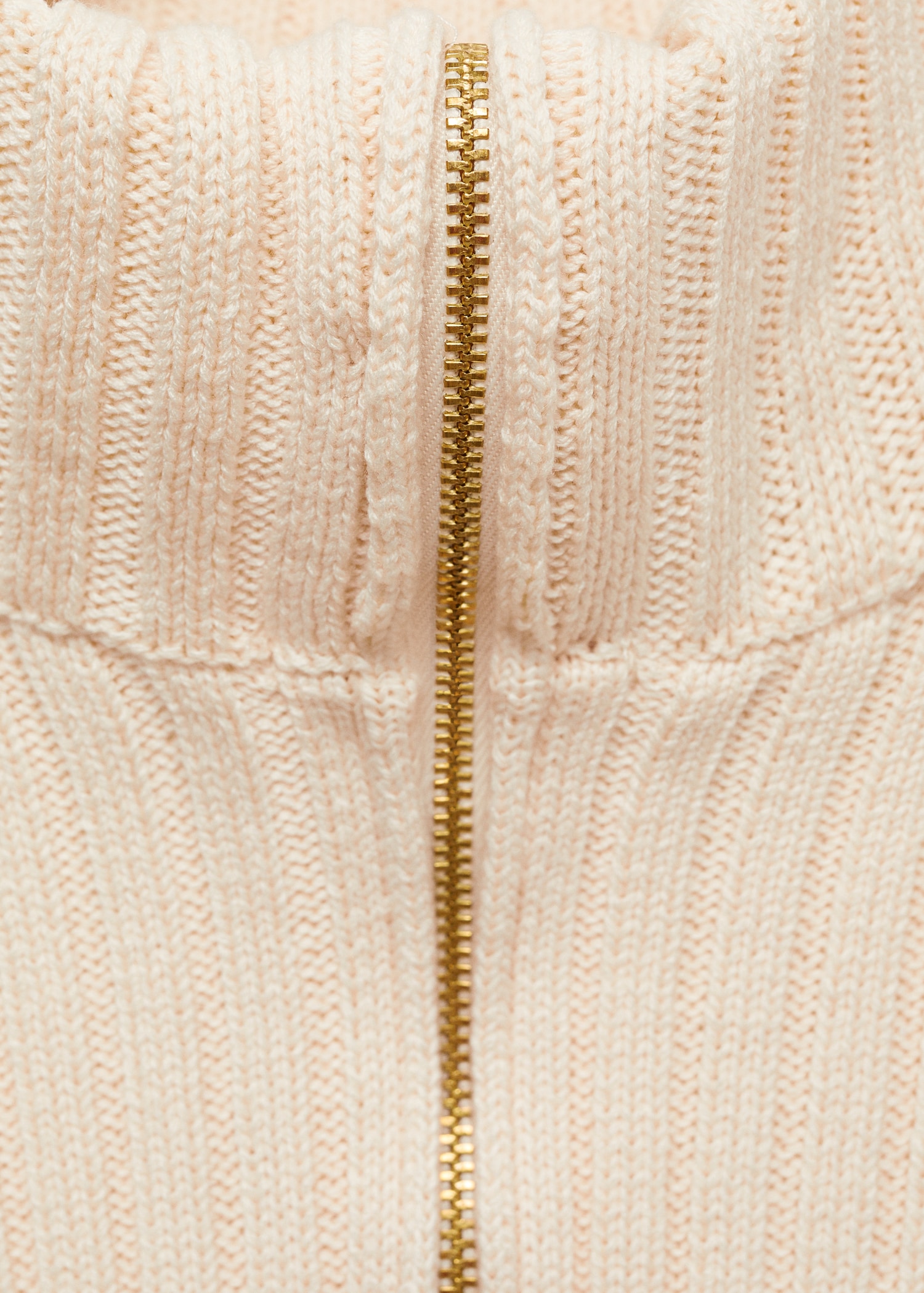 Combined ribbed sweater with zip - Details of the article 8