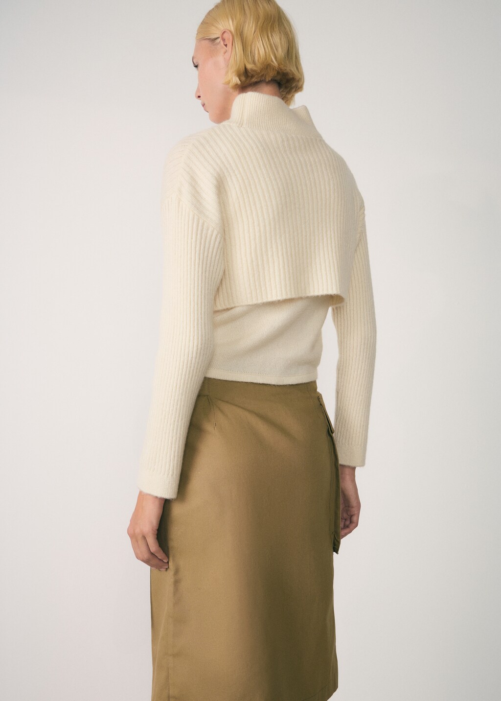 Combined high collar sweater - Women | MANGO Niger