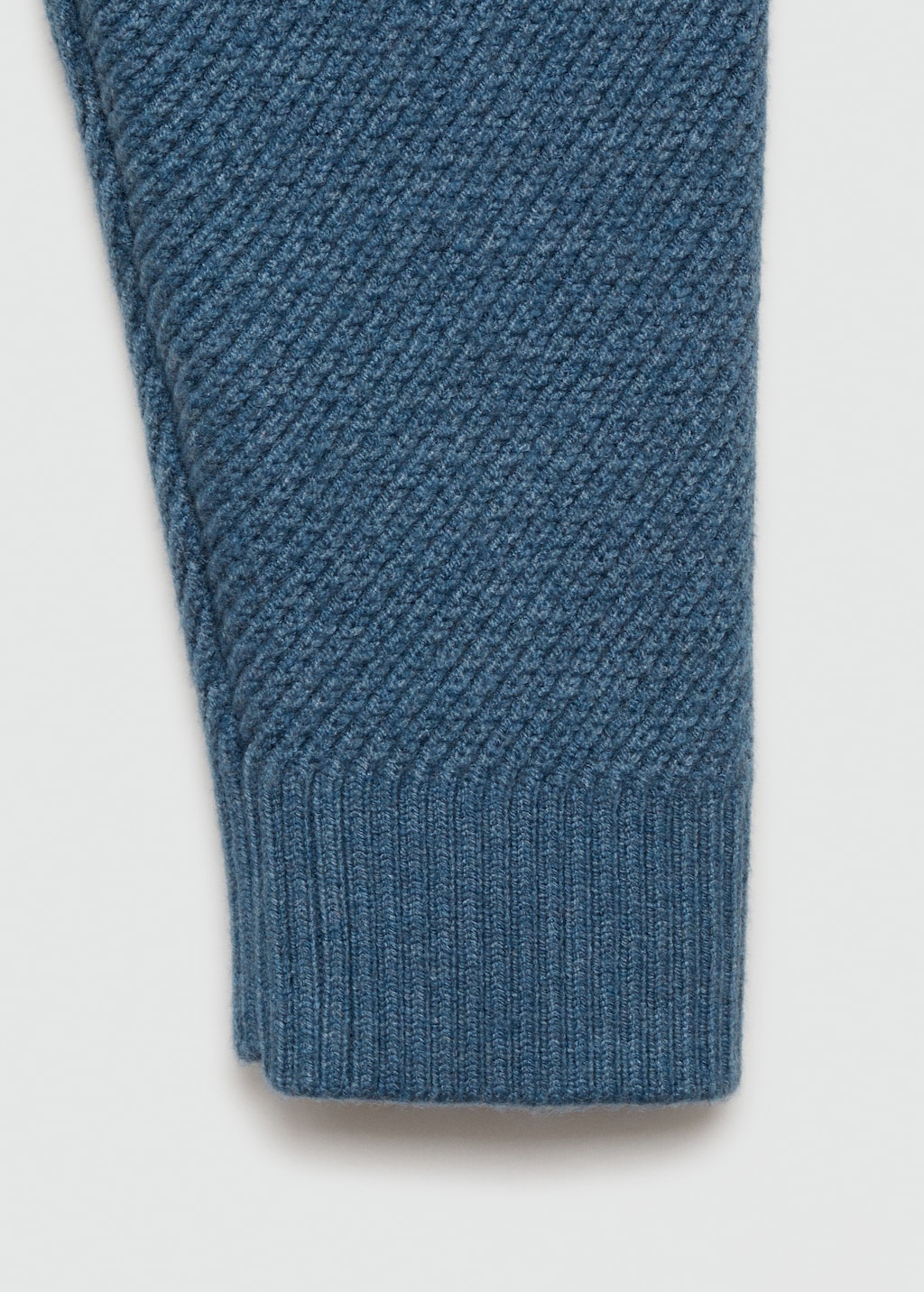 Regular-fit knitted sweater
