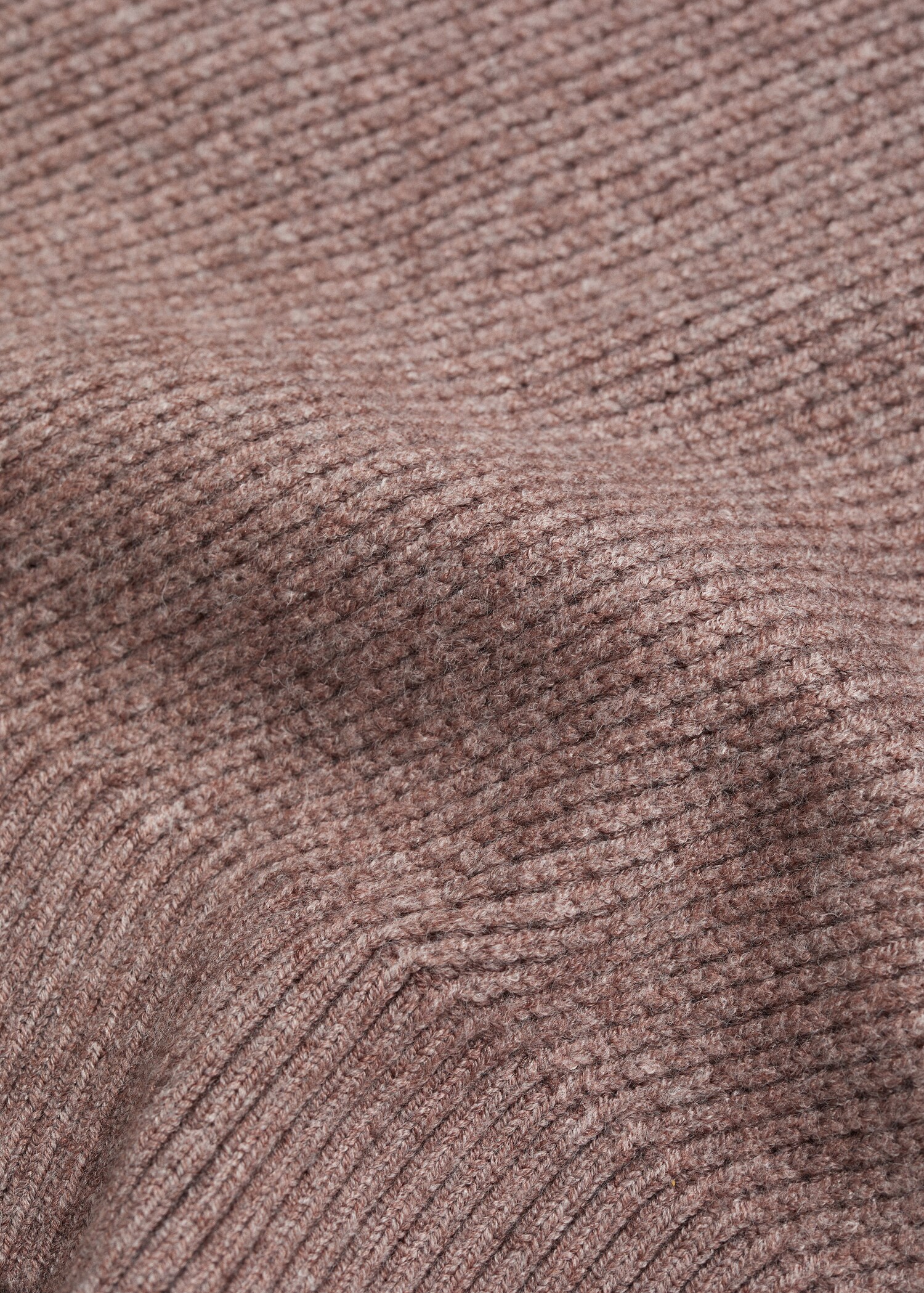 Regular-fit knitted sweater - Details of the article 0