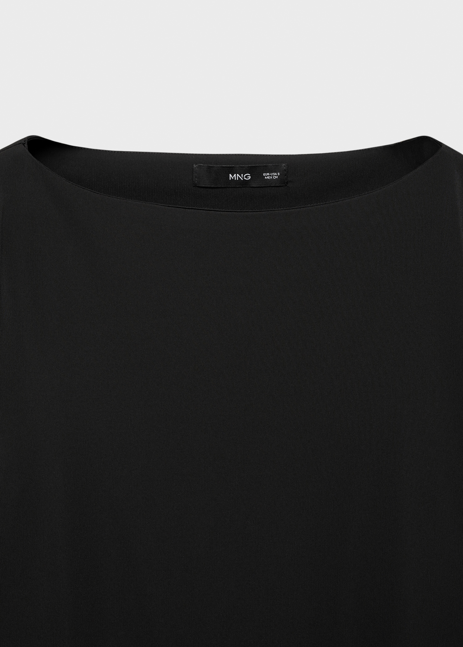T-shirt with feather cuff detail - Details of the article 0