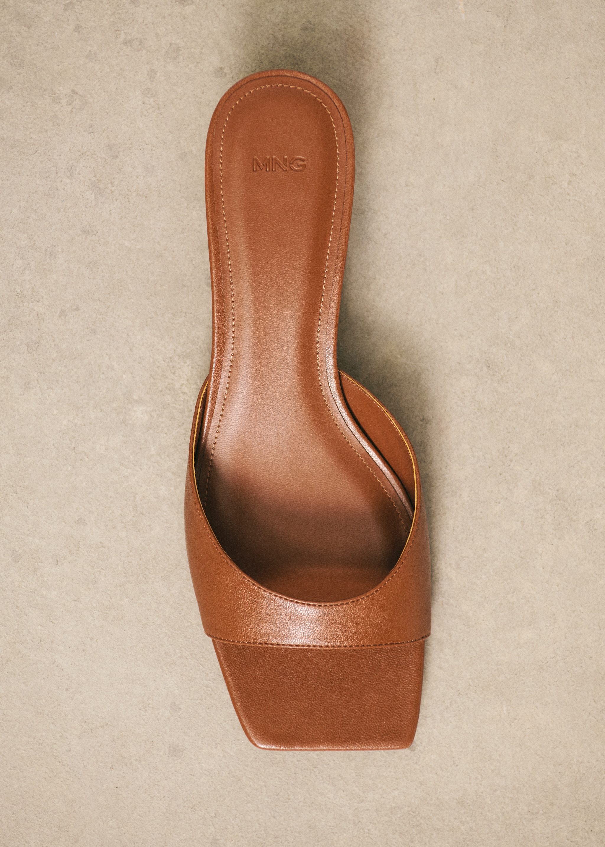 Heel non-structured sandals - Details of the article 9