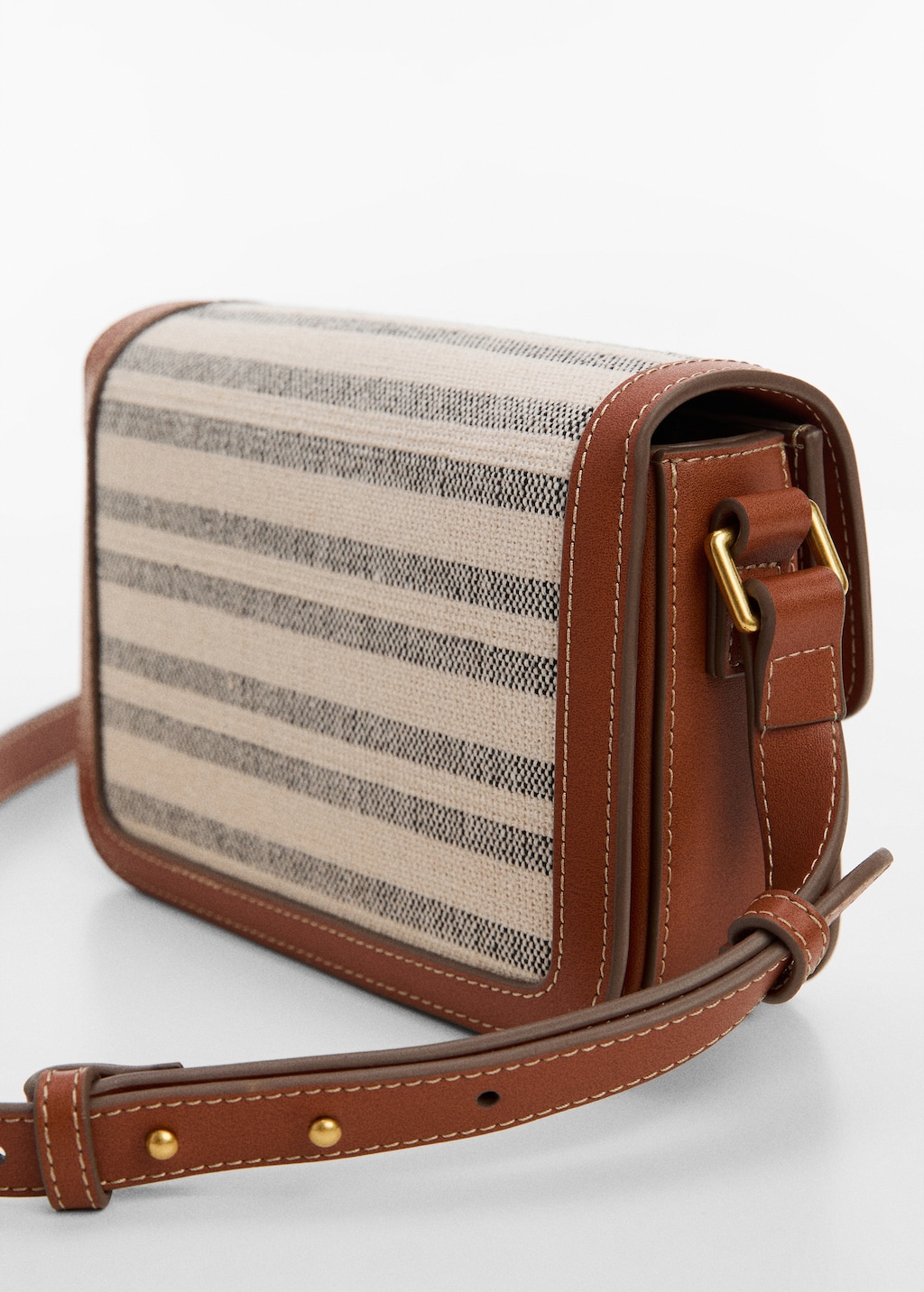 Bolso bandolera solapa Mujer MANGO Espana Peninsula y Baleares