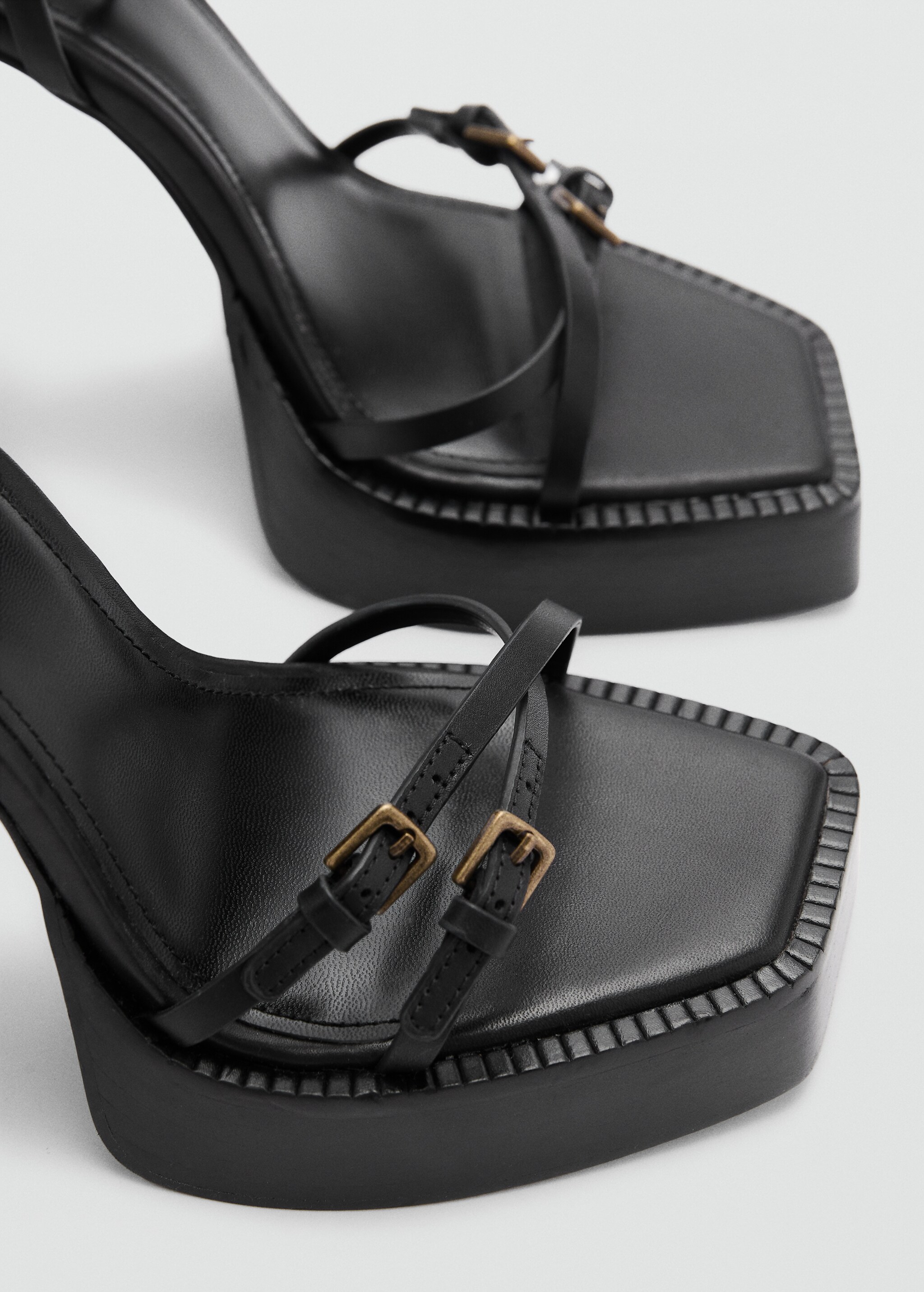Platform leather sandals - Details of the article 2
