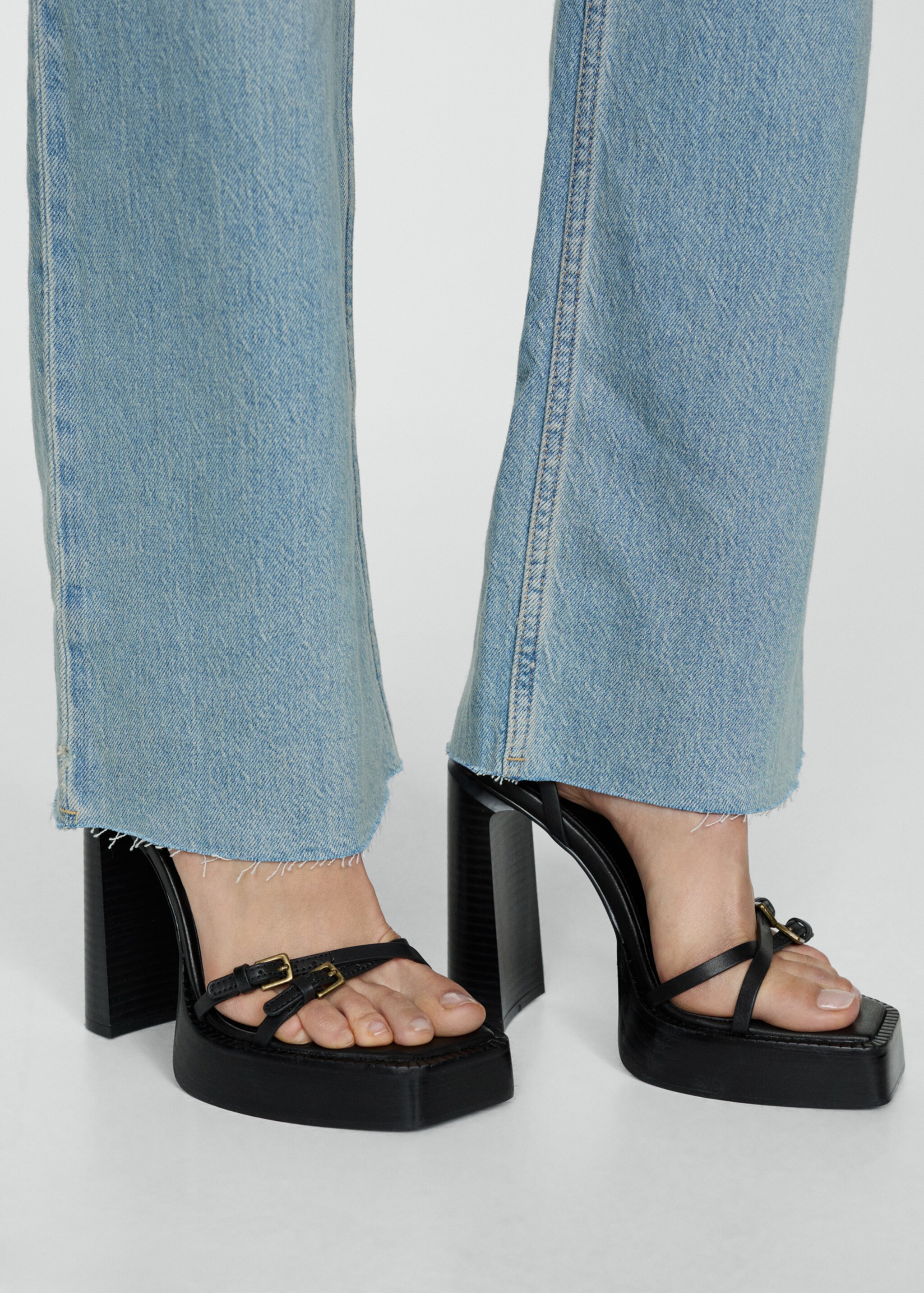 Platform leather sandals - Details of the article 9