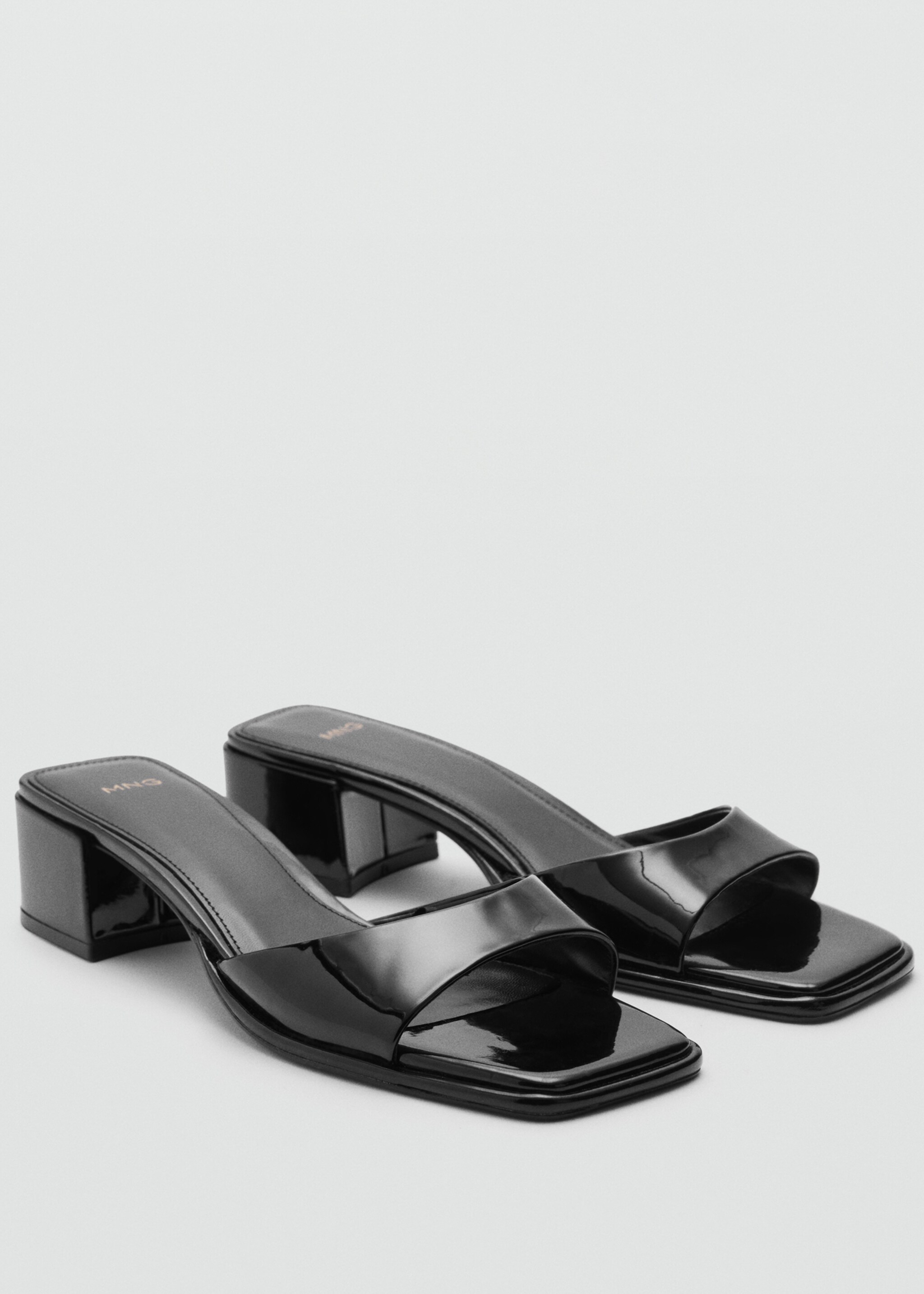 Patent leather effect heeled sandal - Medium plane