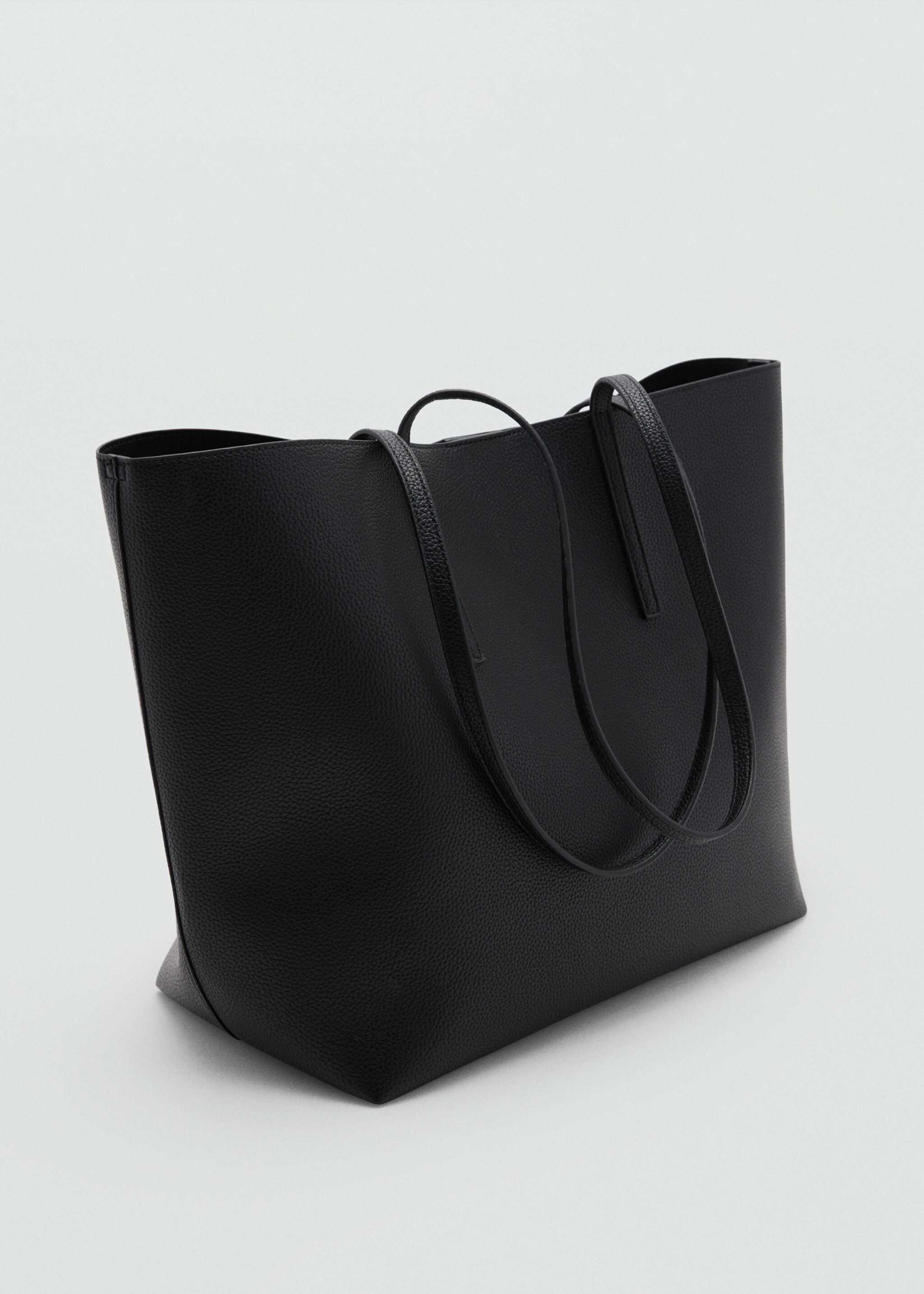 Bolso shopper efecto abatanado - Plano medio