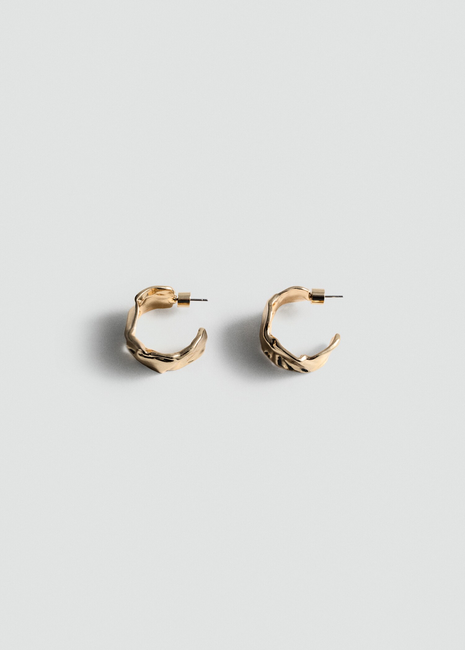 Twisted hoop earrings - Article without model