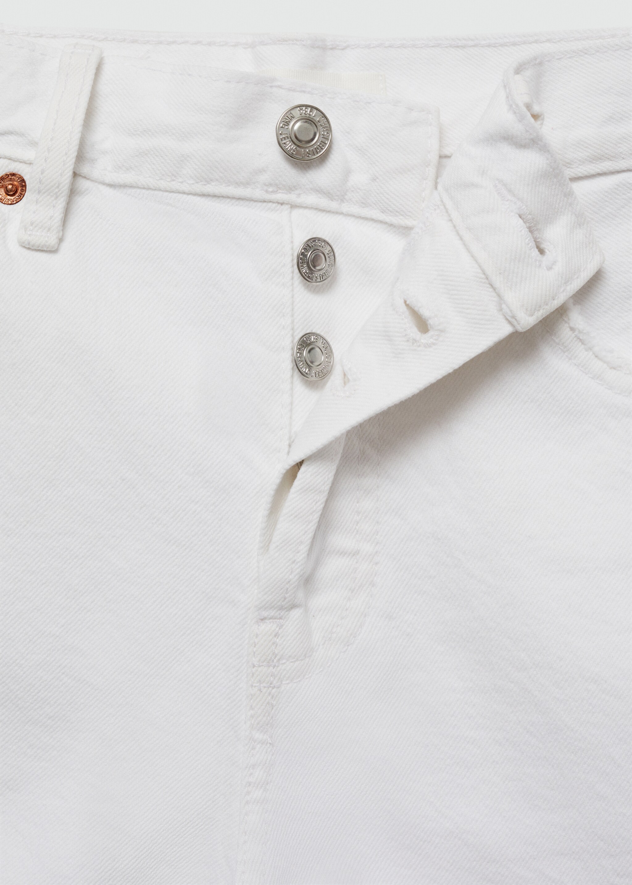 Short en jean revers effilochés - Détail de l'article 8, Blanc. Ref: 77010286-00.