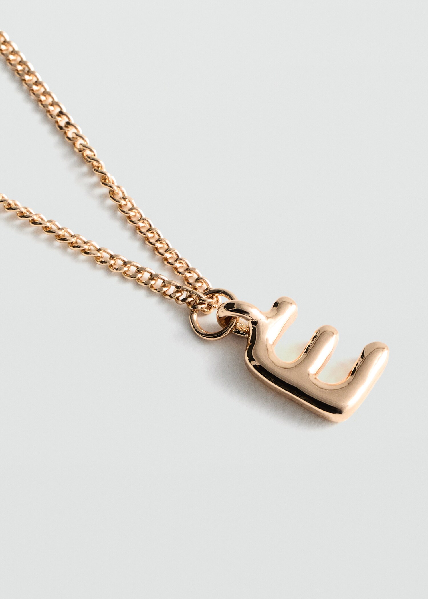 Collier pendentif lettre - Détail de l'article 1