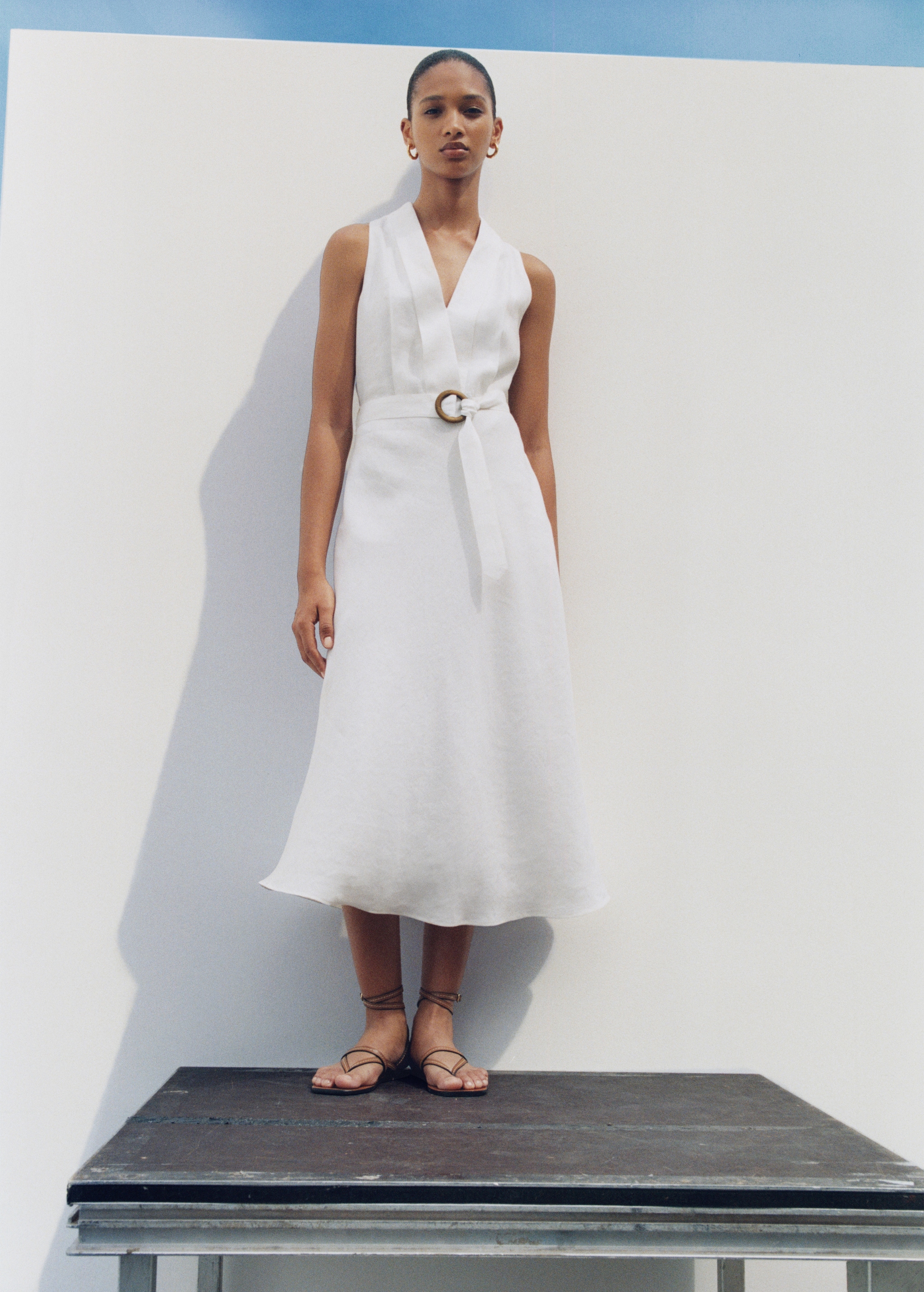 Belt linen dress
