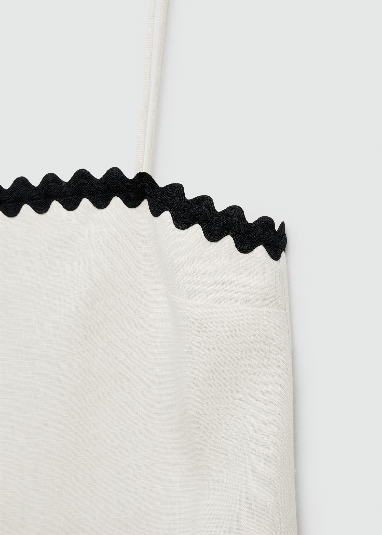 Linen dress with contrasting details - Details of the article 8