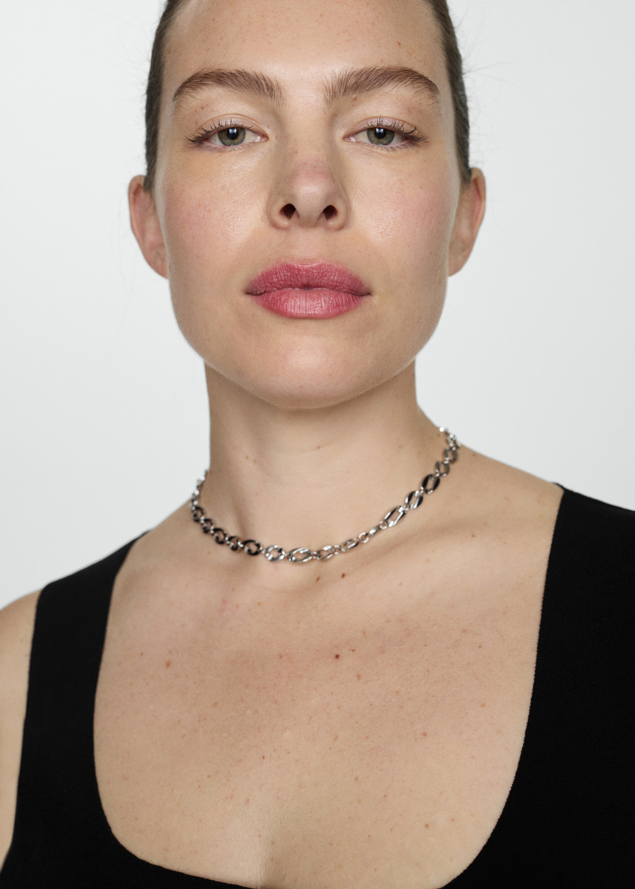 Midi-dress with straps - Details of the article 4, Black. Ref: 77010369-00.