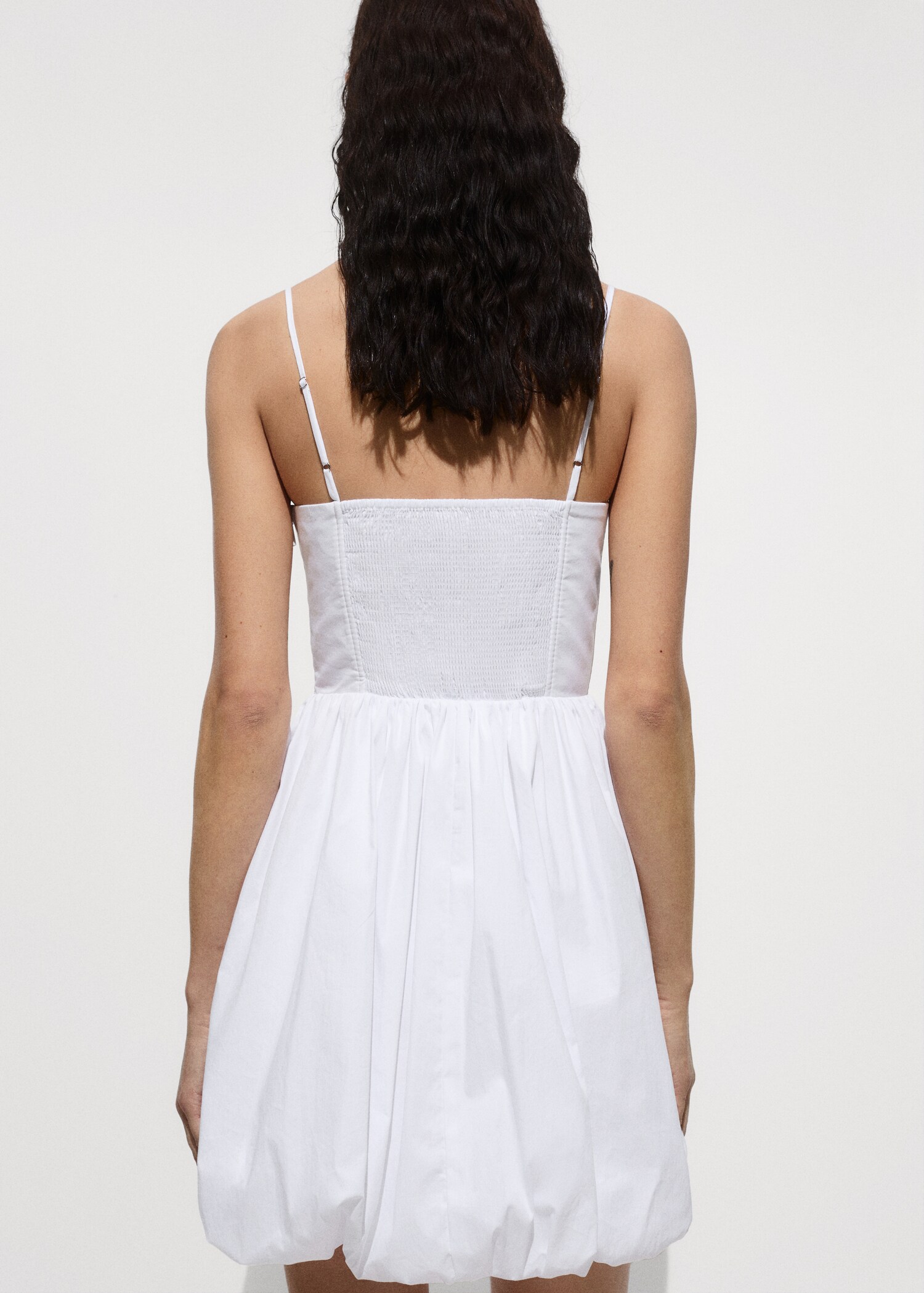 Short flared dress - Reverse of the article