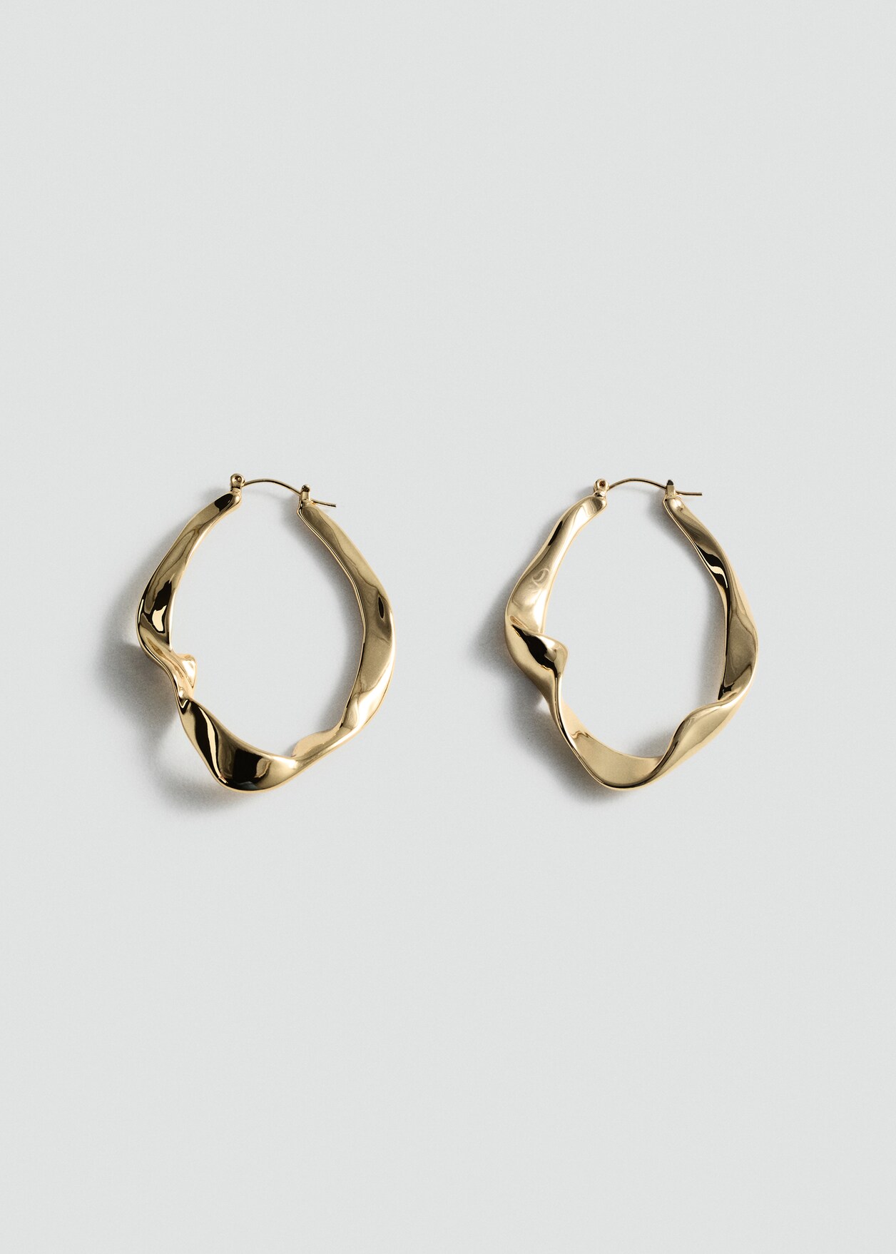 Micara - Twisty Hoops - Earrings