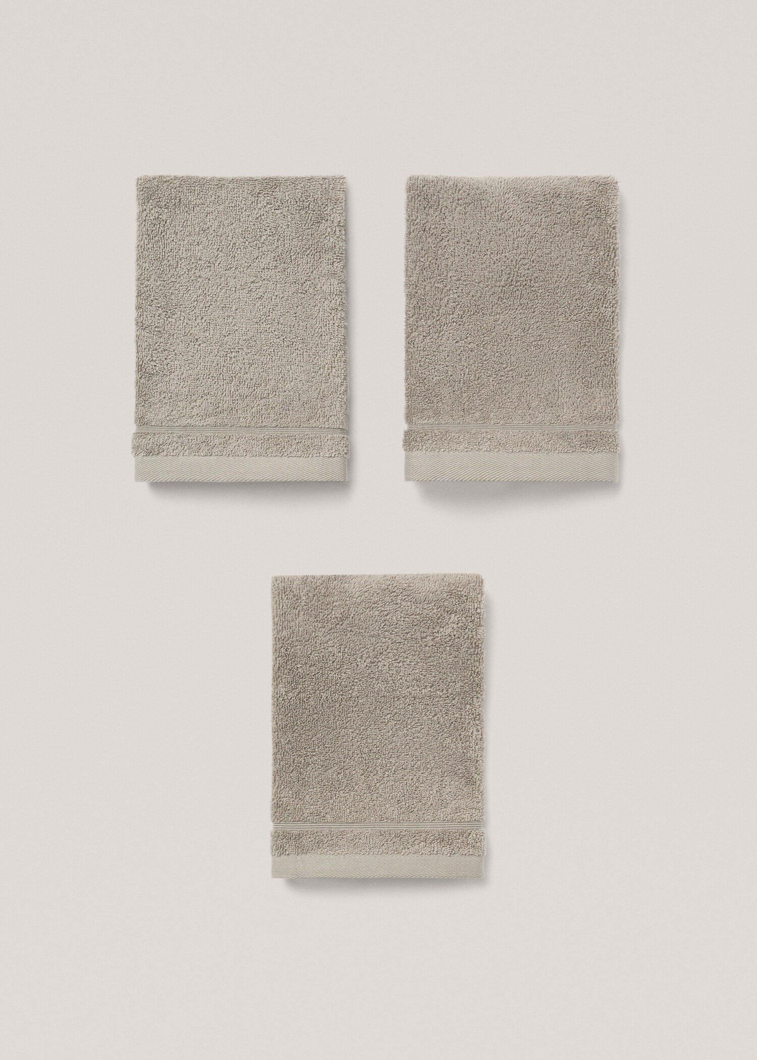 Plain cotton towel - Article without model
