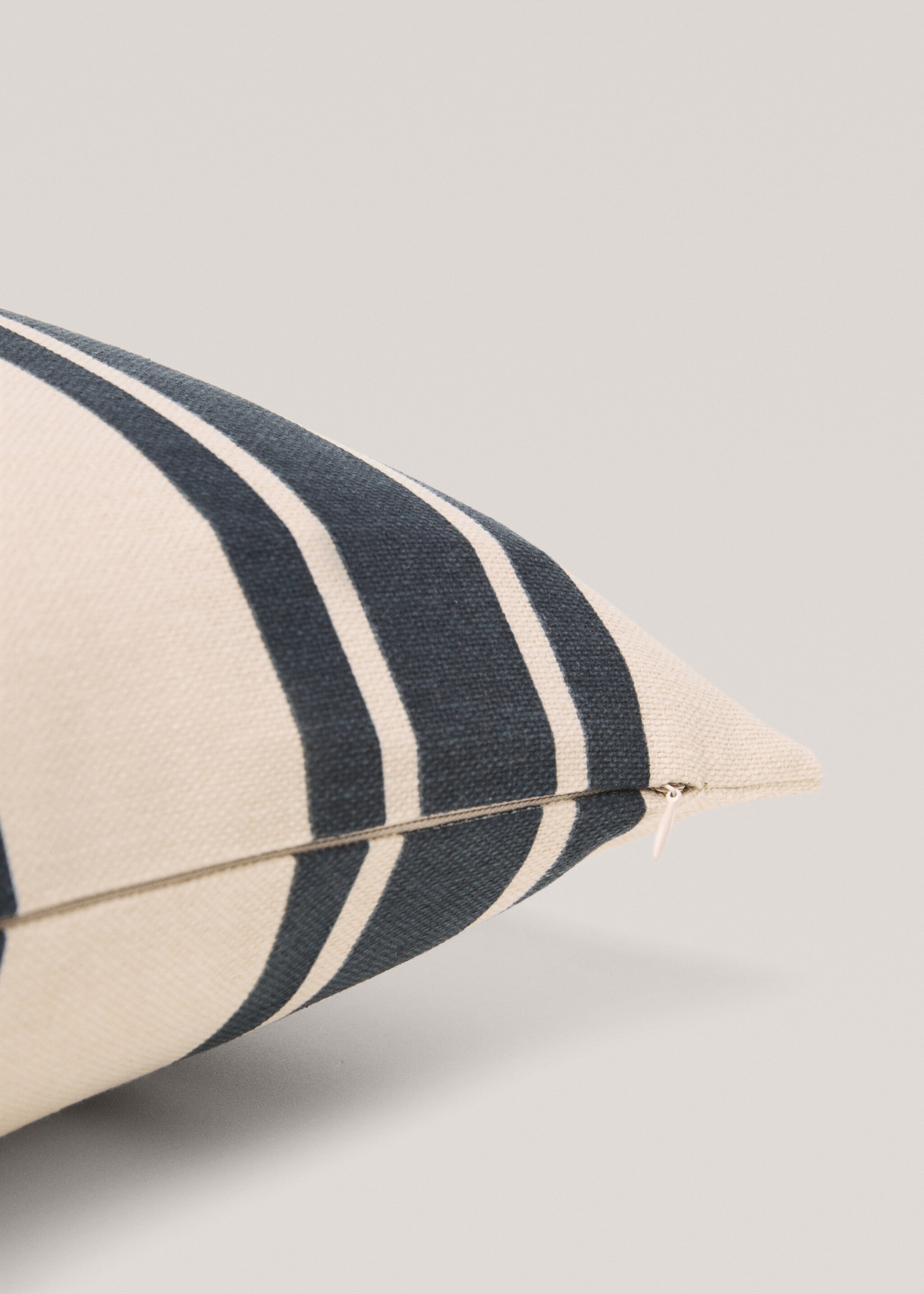 Striped cotton cushion cover 35x90cm - Details of the article 3