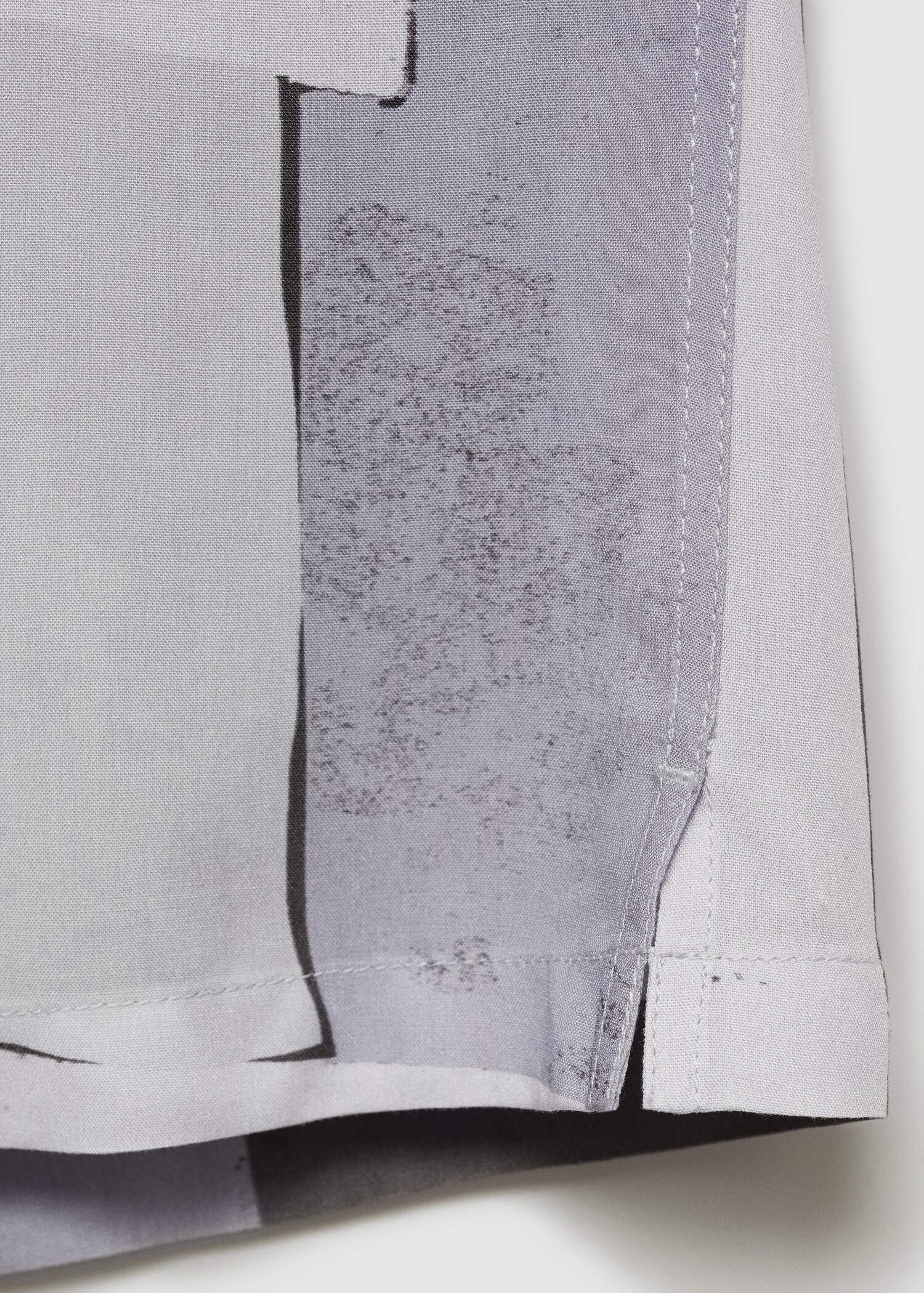 Printed fluid regular-fit shirt - Details of the article 0