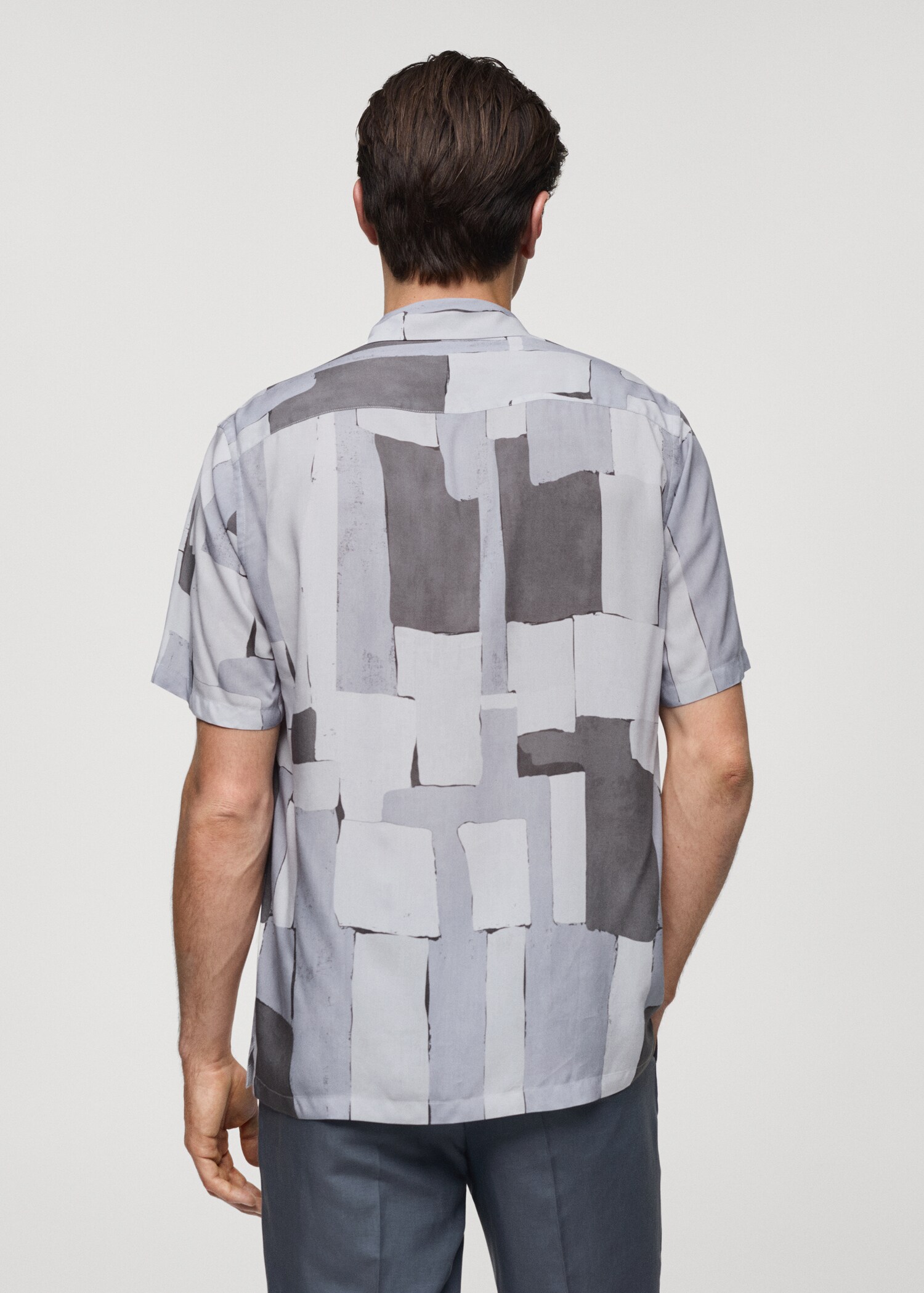 Printed fluid regular-fit shirt - Reverse of the article