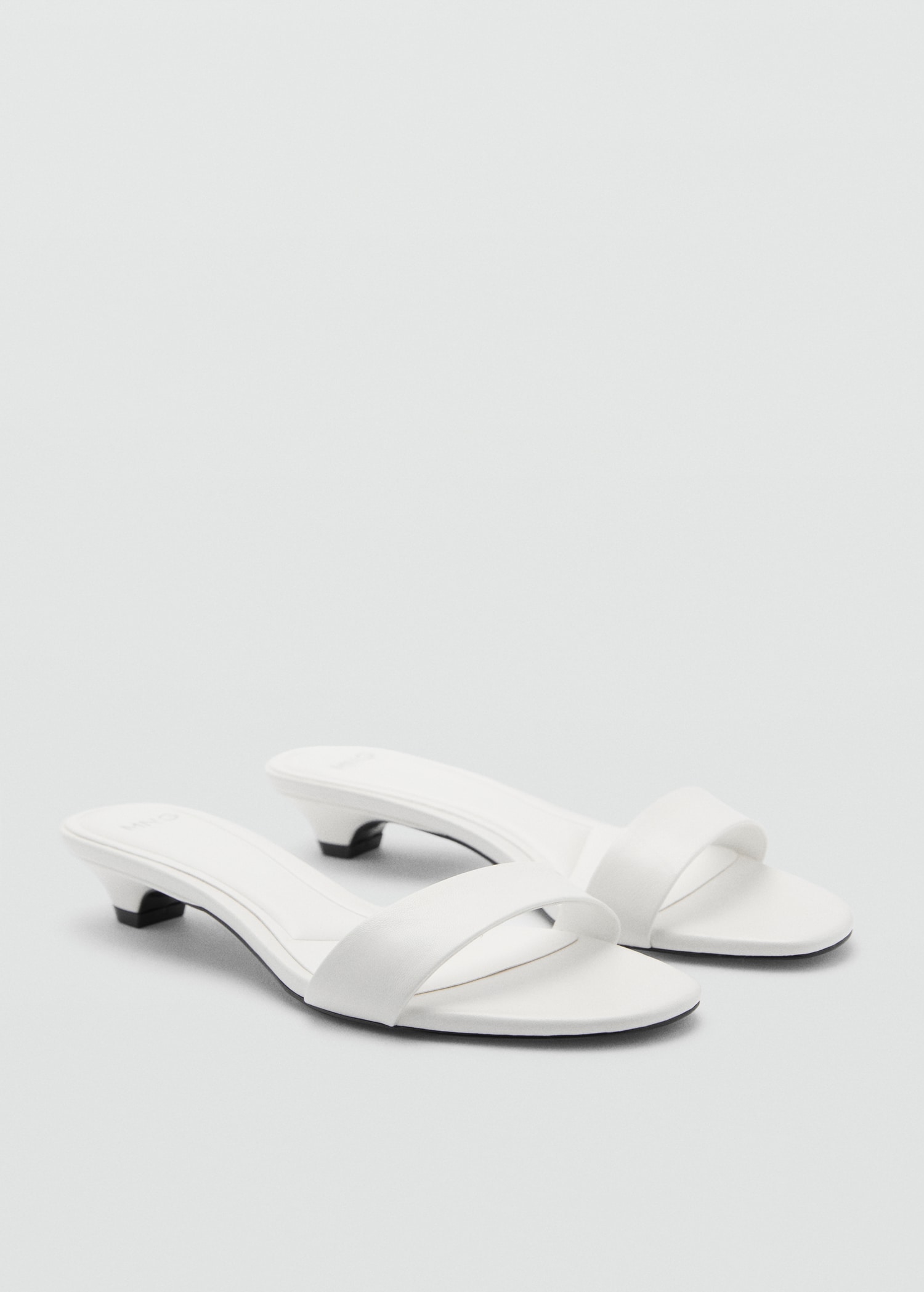 Sandales lanières talon kitten heel - Plan moyen