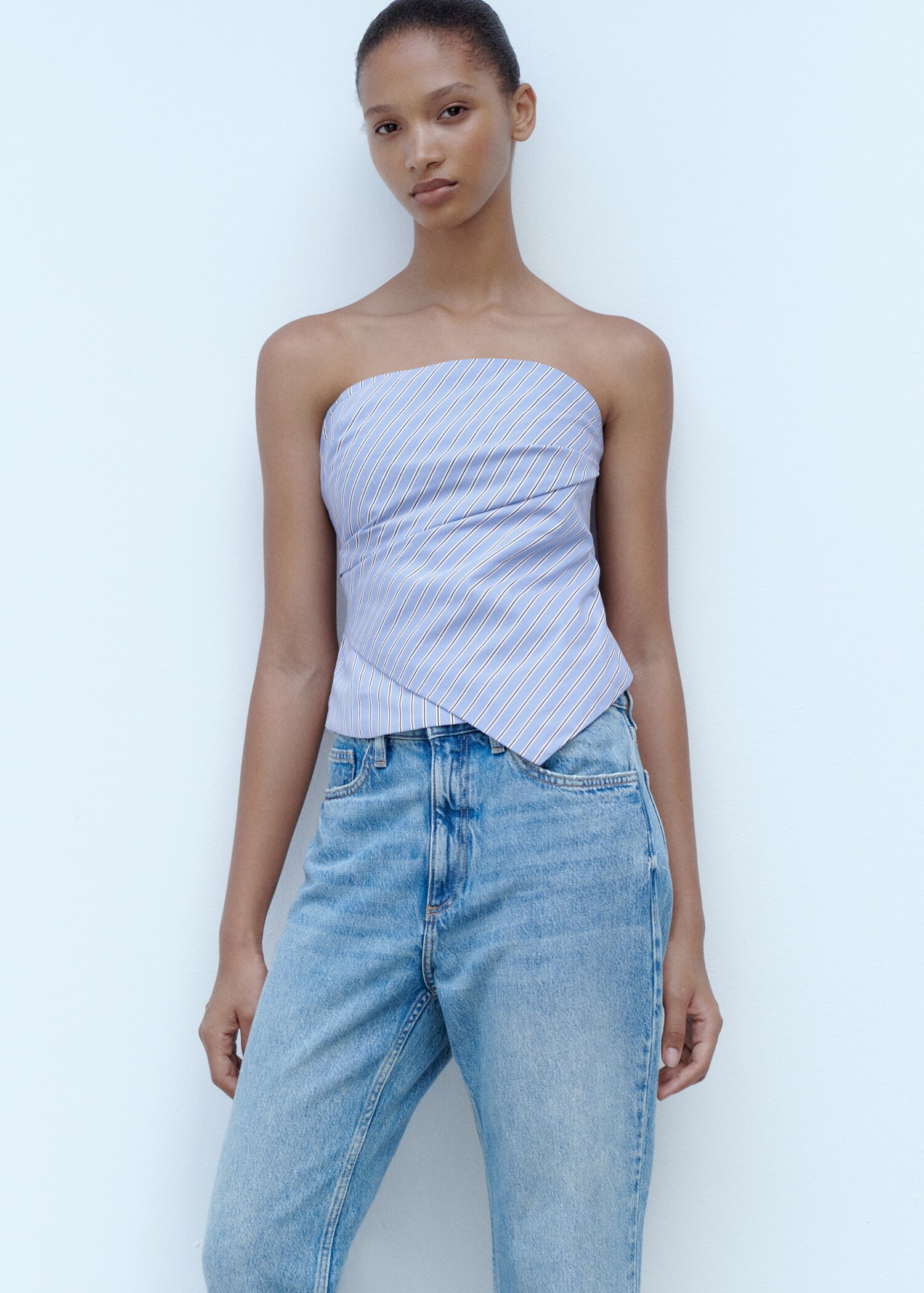 Top bustier rayures - Plan moyen