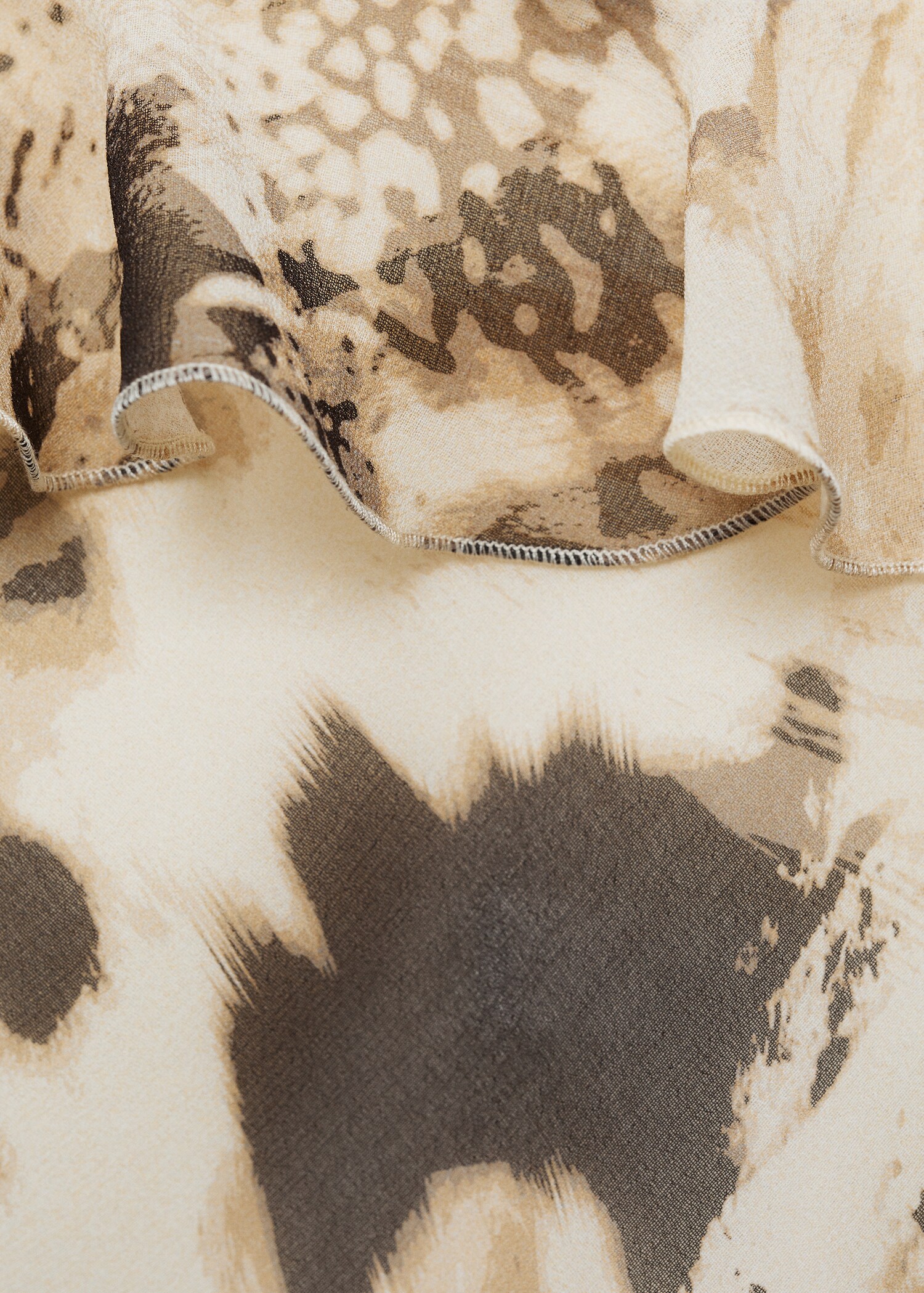 Animal-print ruffled dress - Details of the article 0