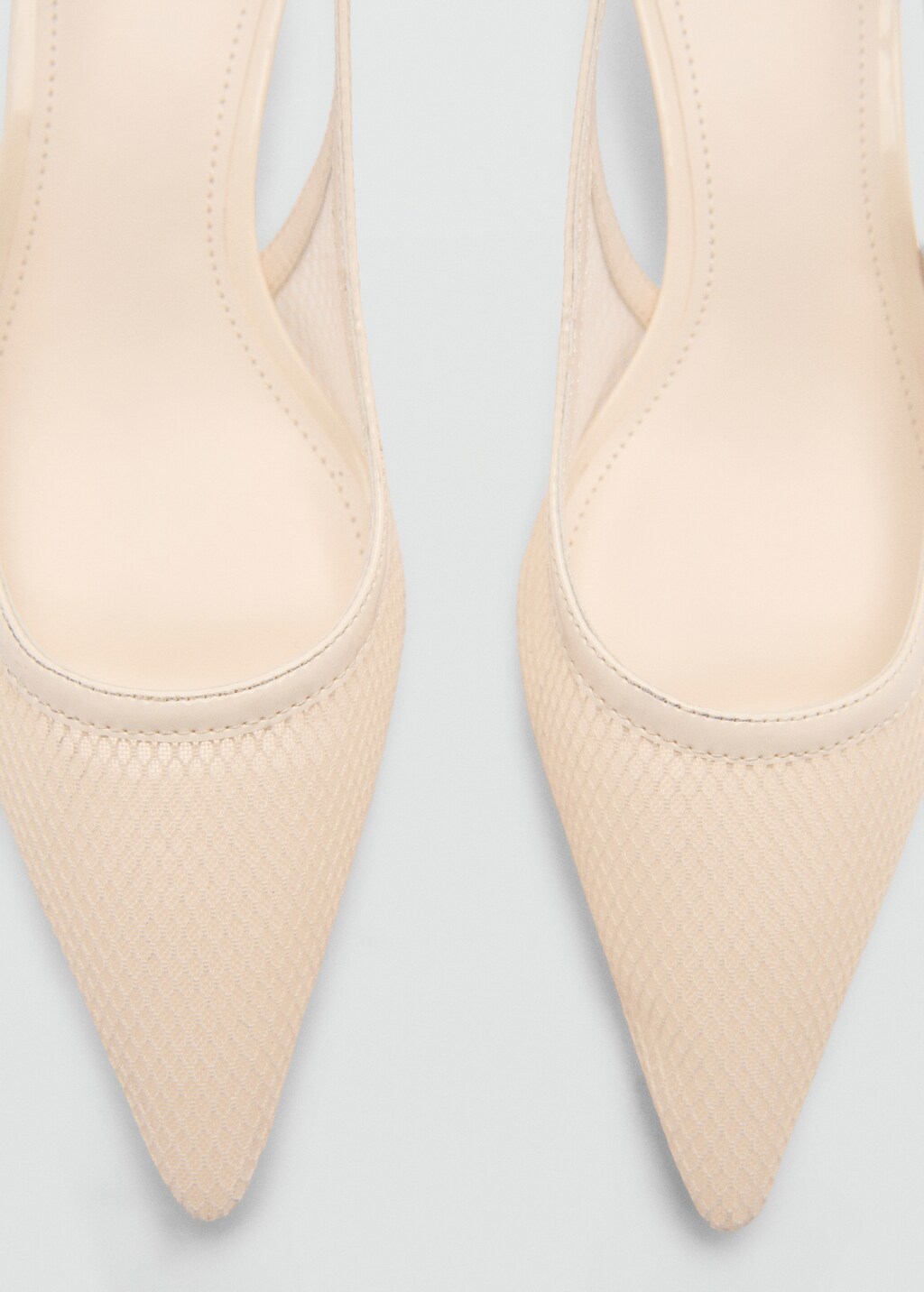 Heeled mesh shoes