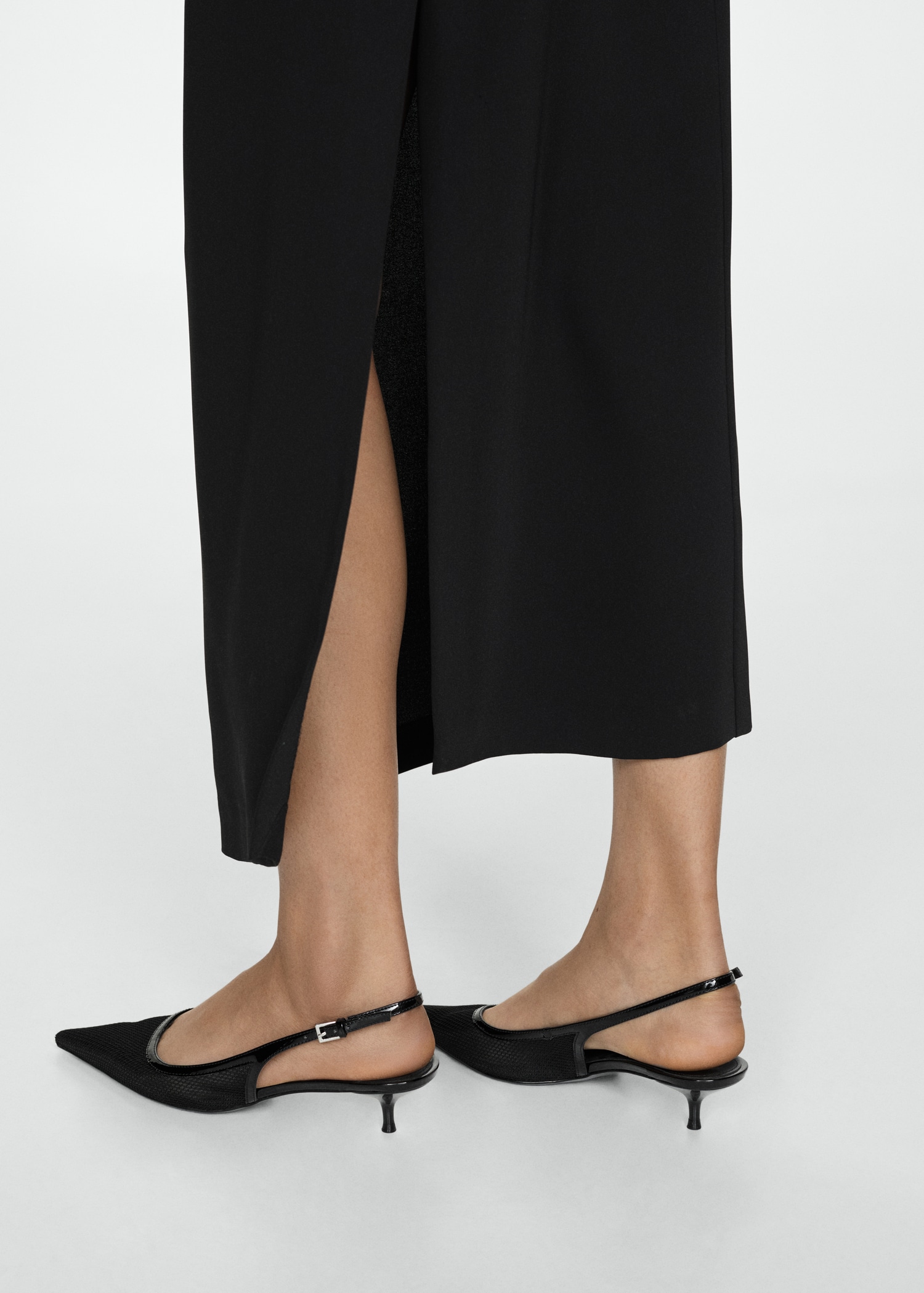 Chaussures talon maille filet ouvertes à l'arrière Femme MANGO